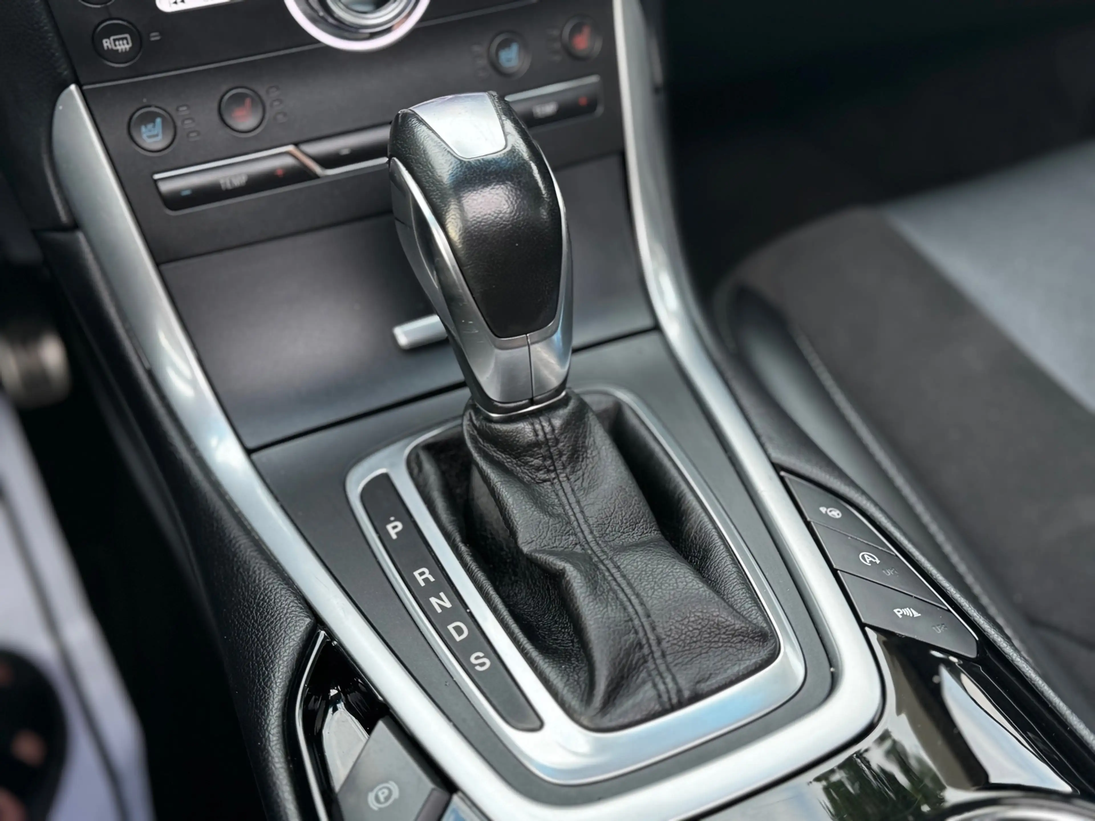 Ford Edge 2.0 TDCI Vignale — photo 17