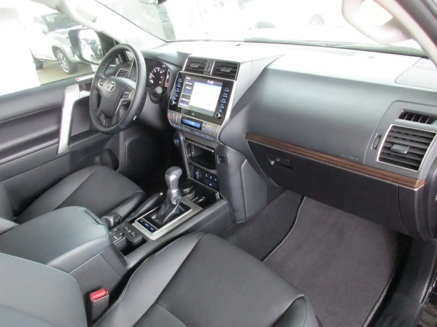 Toyota Land Cruiser 2.8 D4-D A/T 5 porte Executive Noir - 2