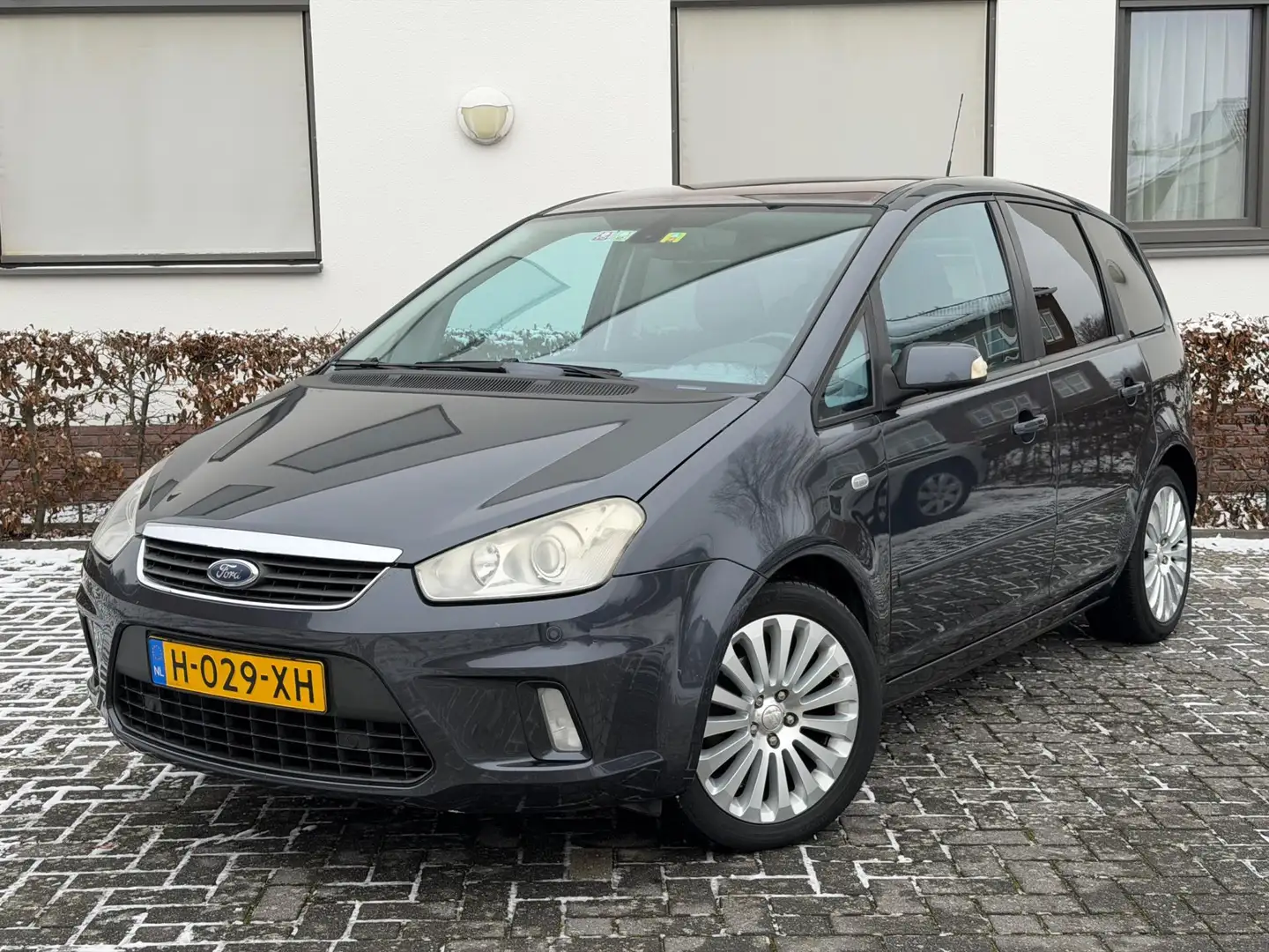 Ford C-Max 1.8-16V Ghia GLAZENDAK, LEER, TREKHAAK Grau - 2