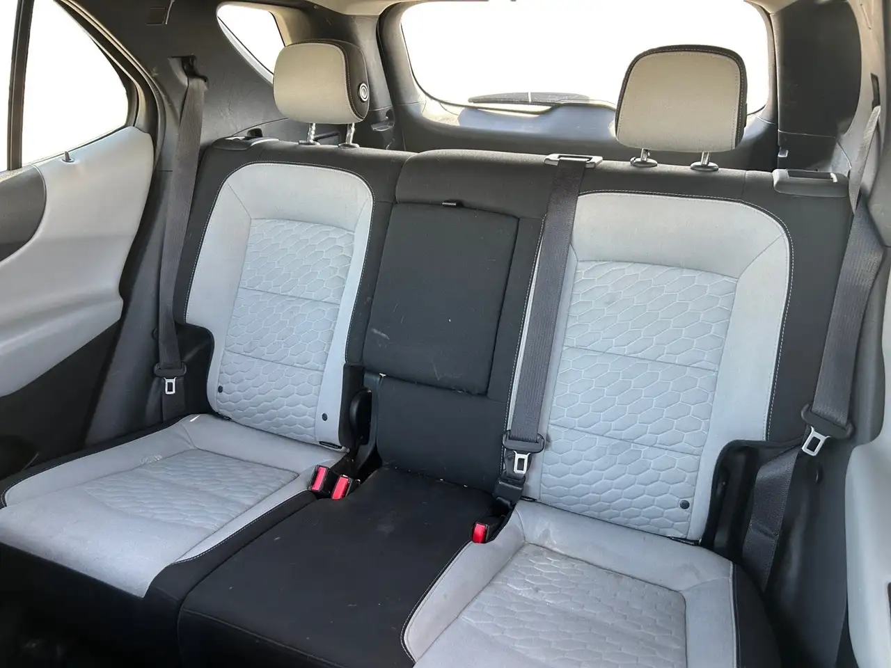 Chevrolet Equinox снимка Chevrolet Equinox