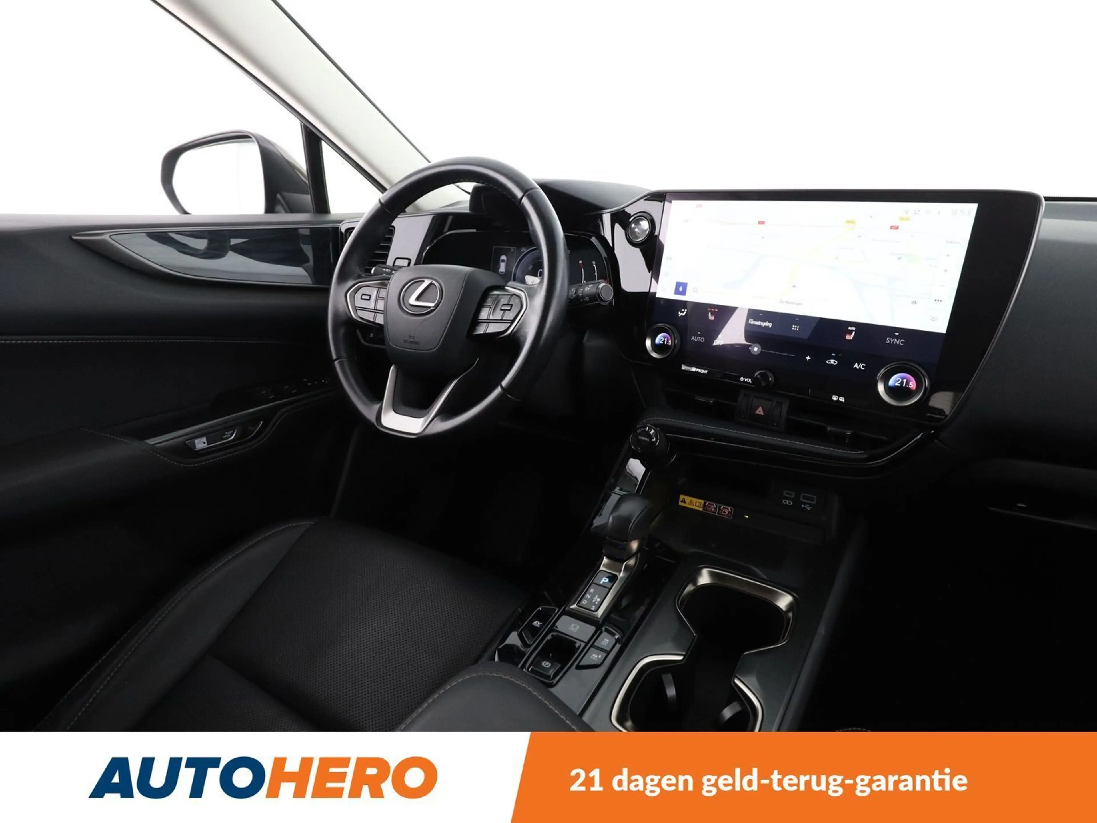 Lexus NX 350h NX 350h E-Four — photo 13