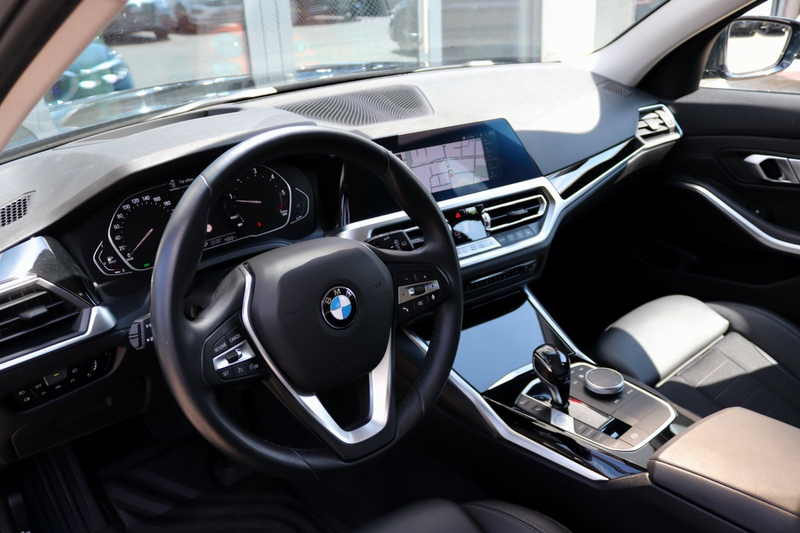BMW 320 d Touring xDrive Sport AHK HuD Navi SHZ Klima — photo 14