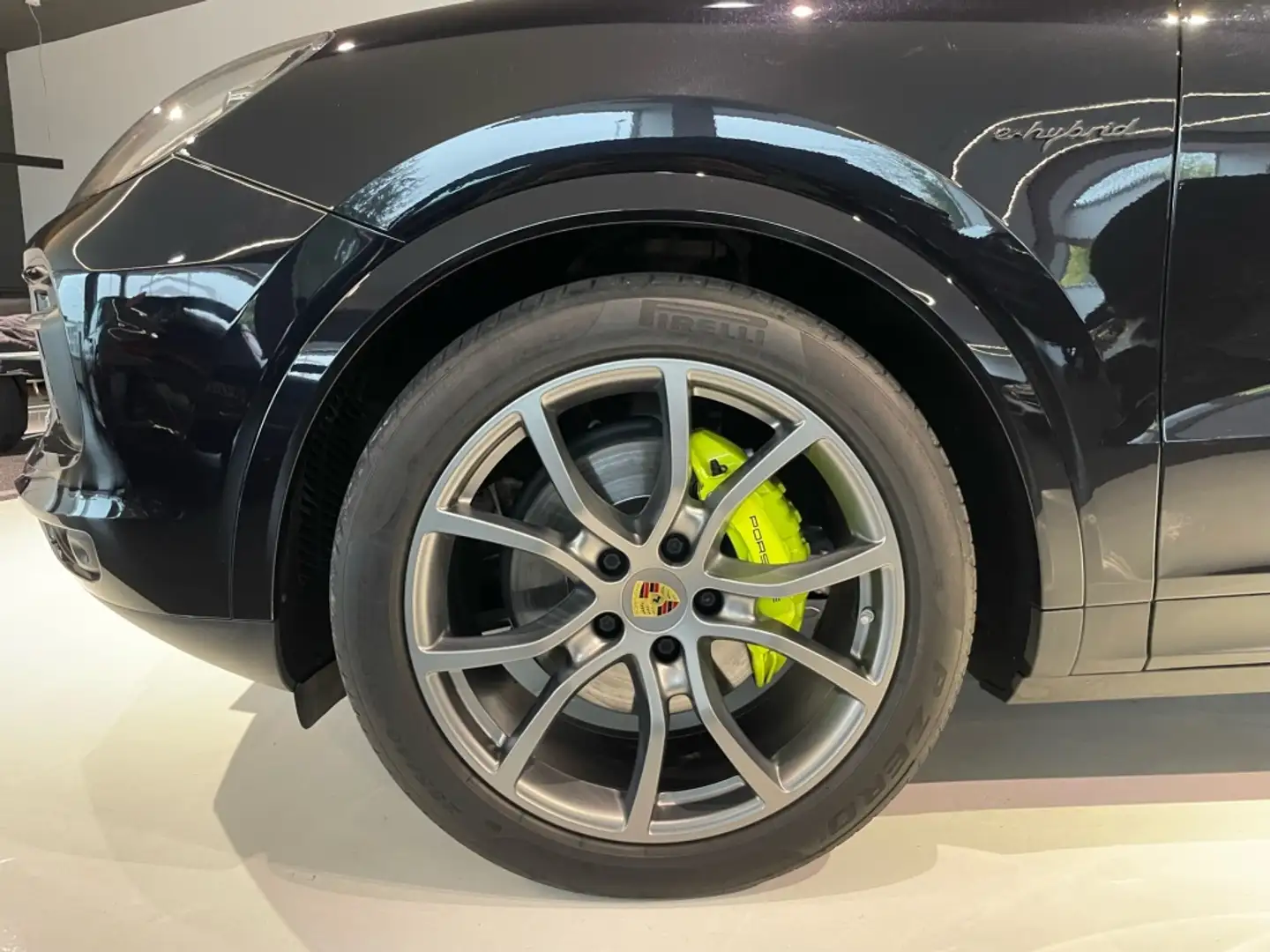 Porsche Cayenne E-Hybrid Aut. Nero - 2