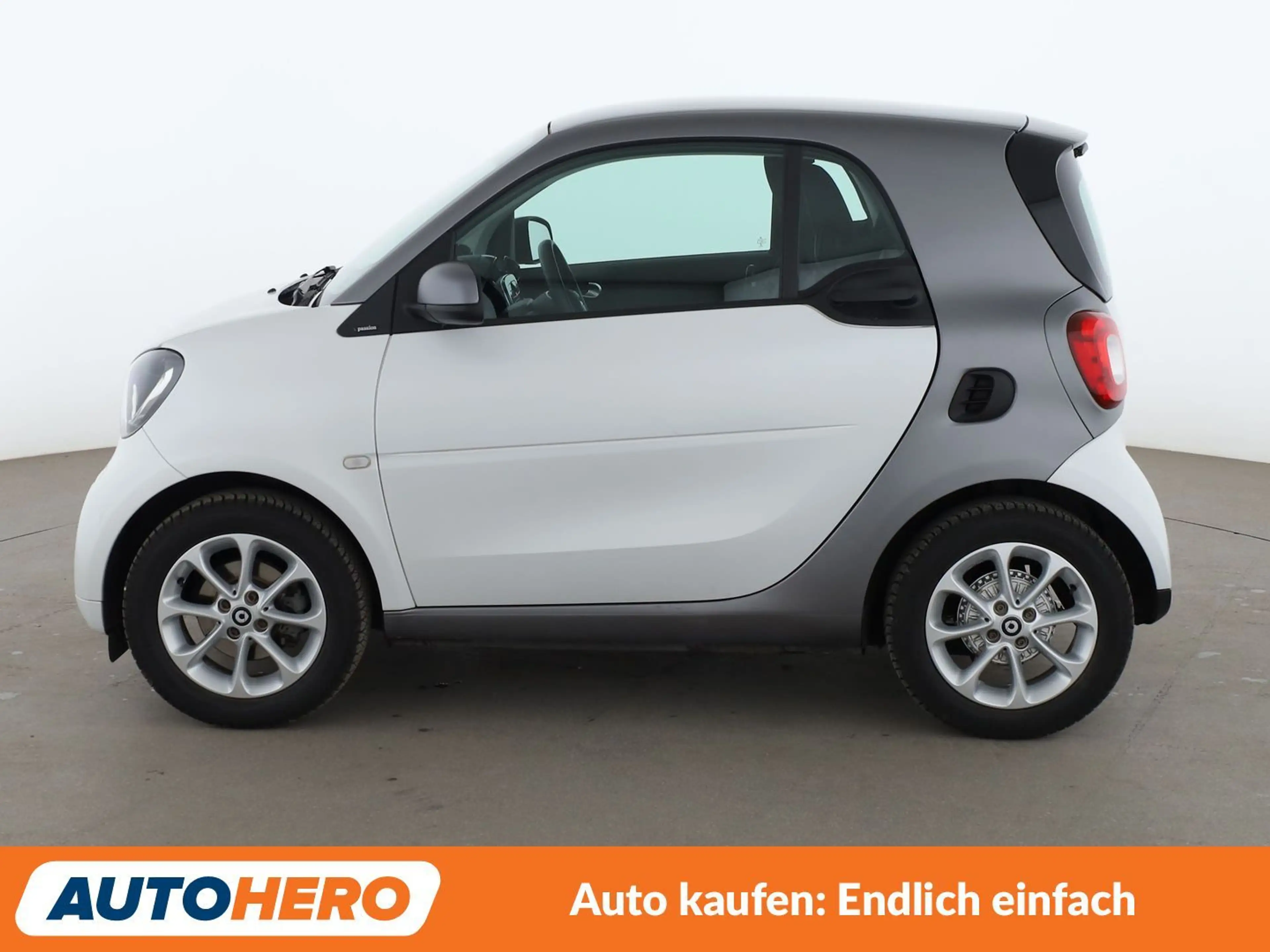 smart forTwo 0.9 Turbo passion Aut.*PANO*TEMPO*SHZ*ALU*KLIMA* — photo 3