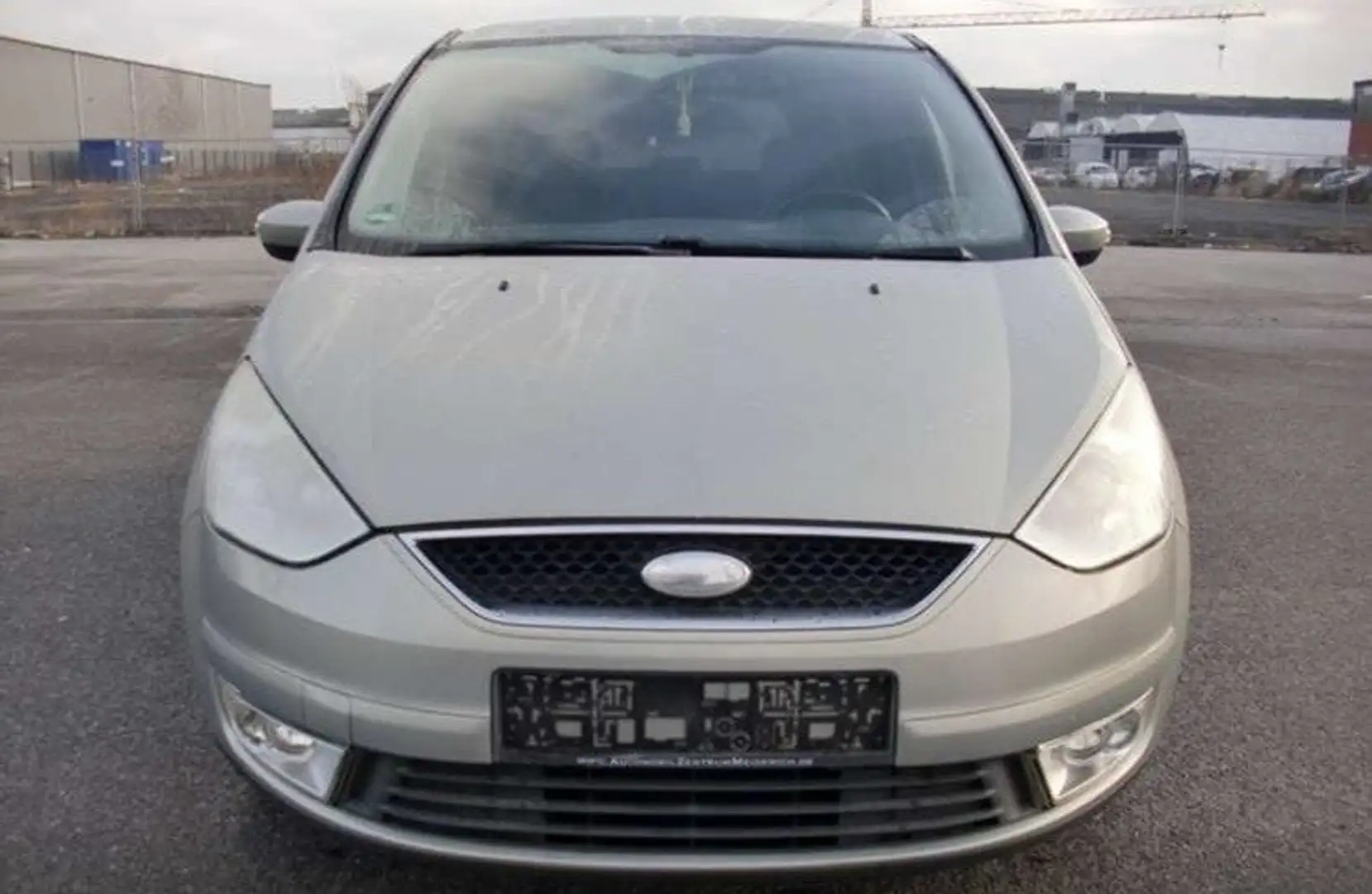 Ford Galaxy 2.0 Ambiente - 1