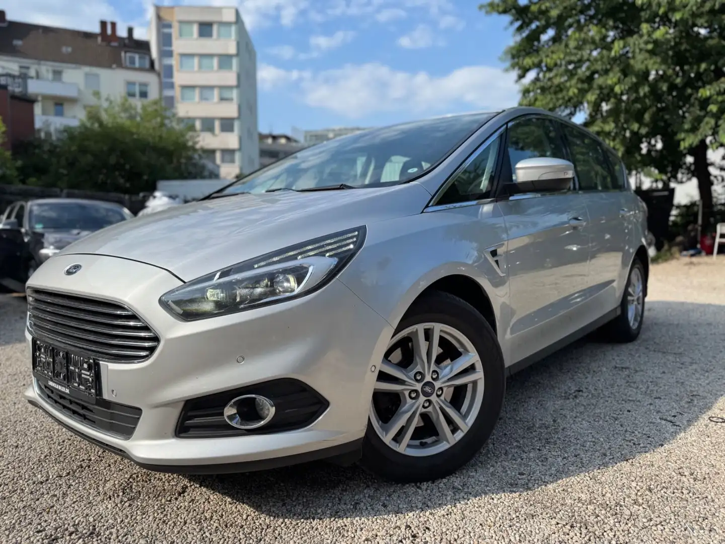 Ford S-Max S-MAX 2.0TDCI Titanium/AUT./NAVI/TEMP./KLIMA/EU6 Срібний - 1