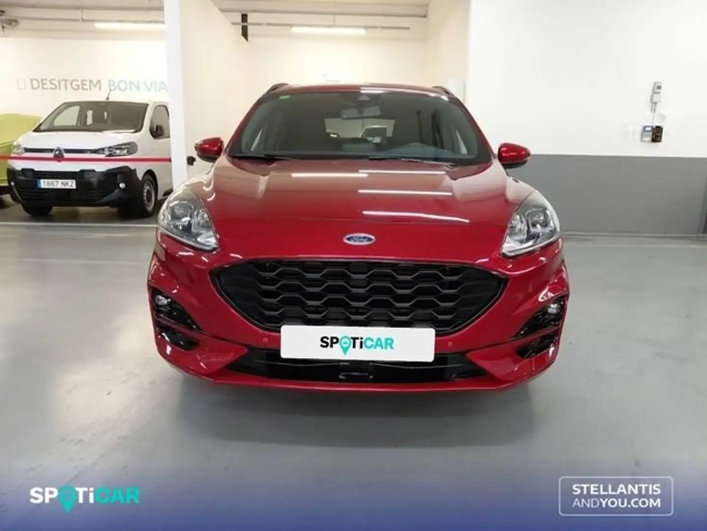 Ford Kuga 1.5 EcoBoost ST-Line FWD 150 Rojo - 2