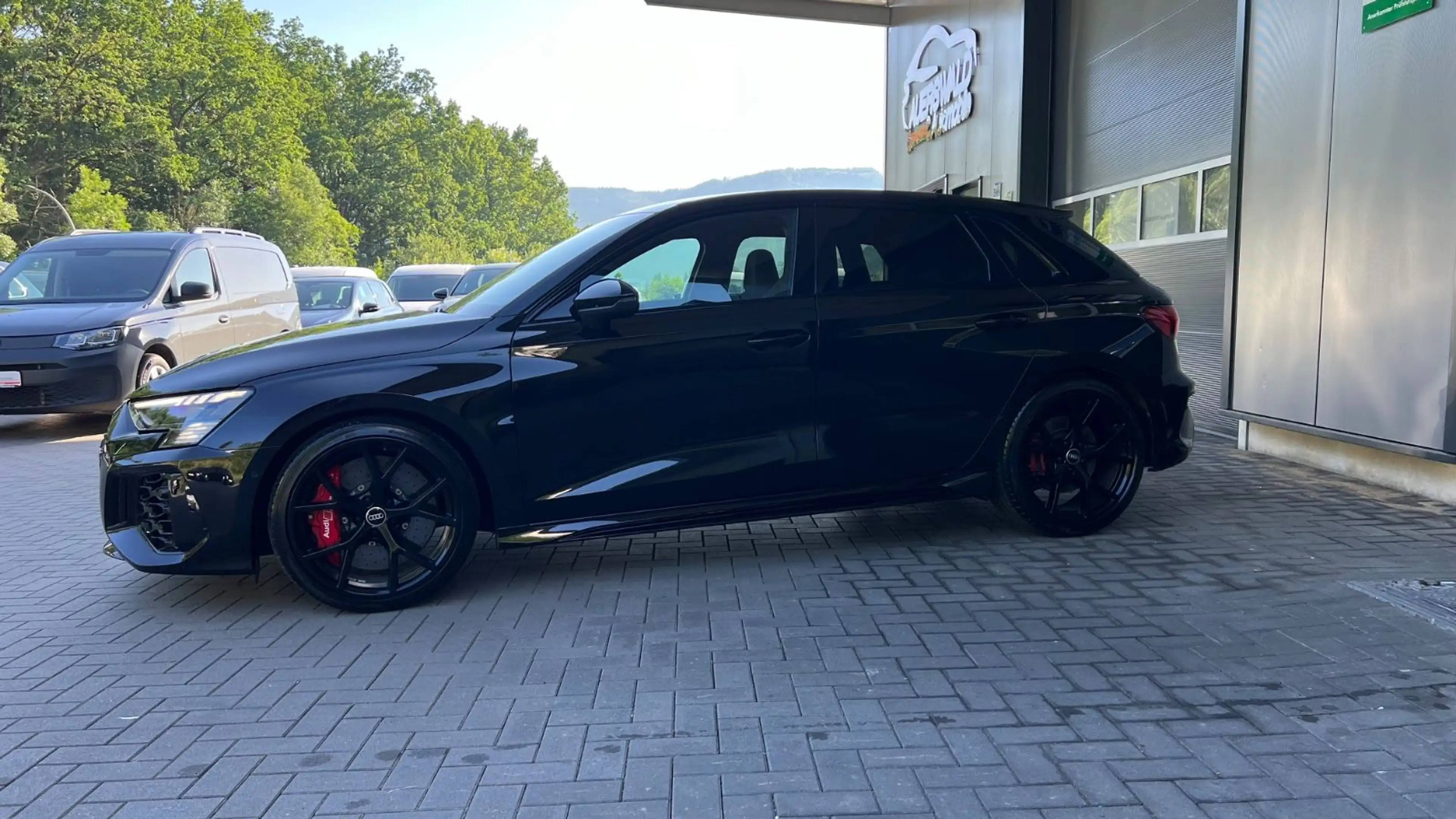 Audi RS3 Sportback 2.5 TFSI quattro S Line *Black*App — photo 4