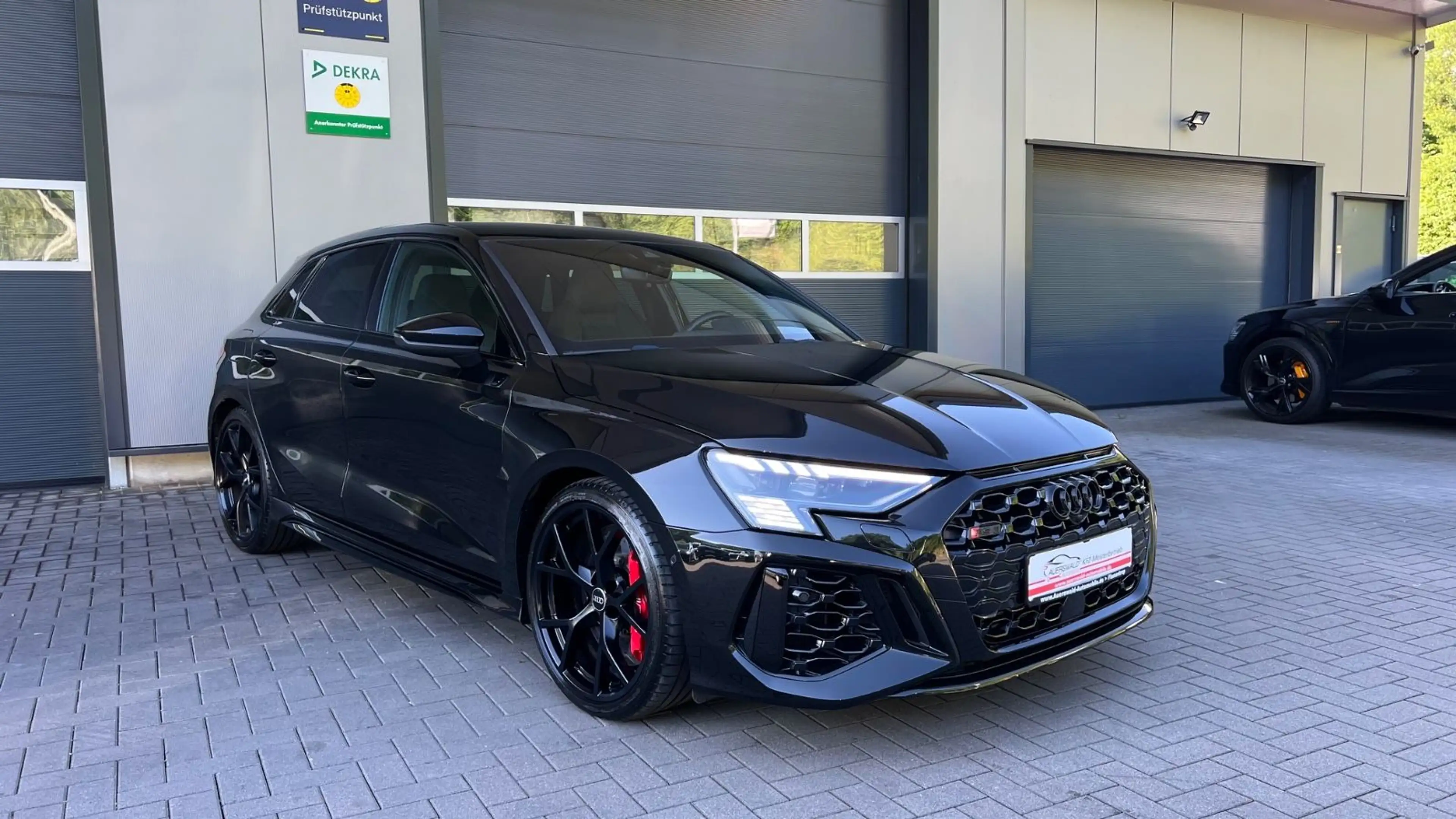 Audi RS3 Sportback 2.5 TFSI quattro S Line *Black*App — photo 7