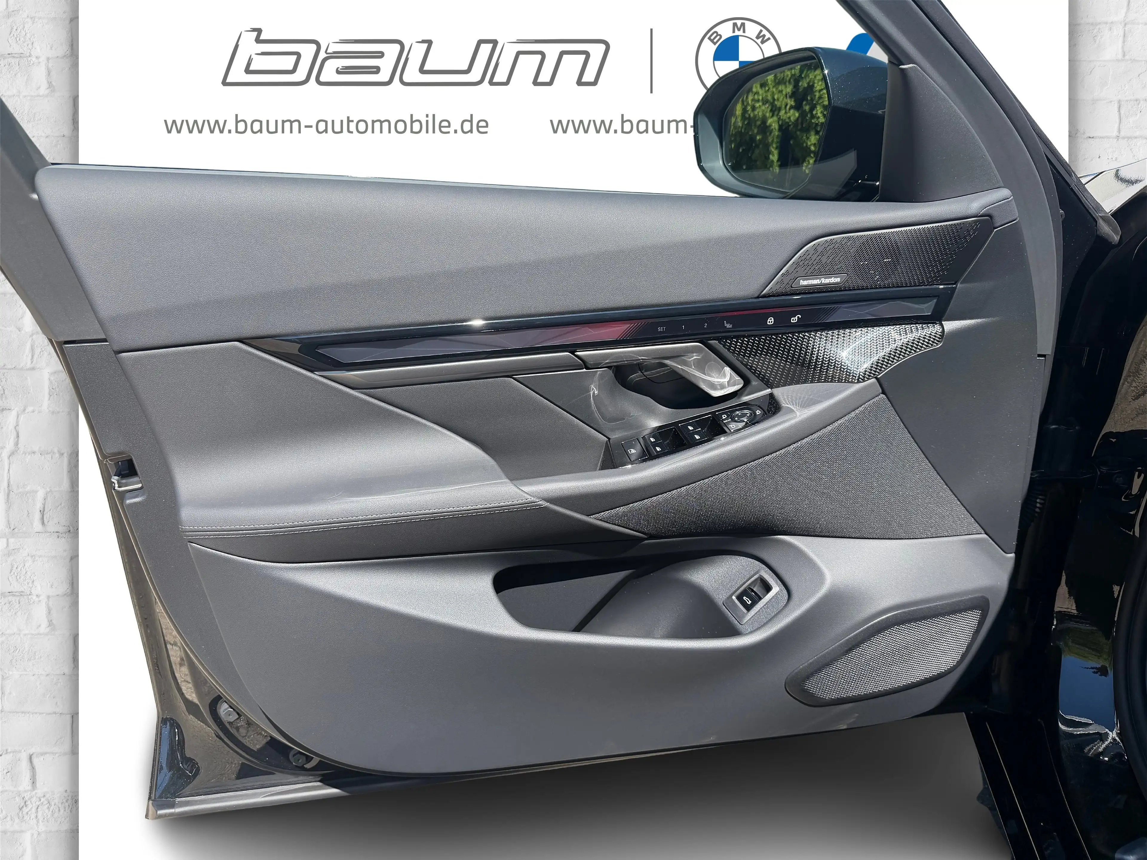 BMW i5 eDrive40 Touring — photo 13