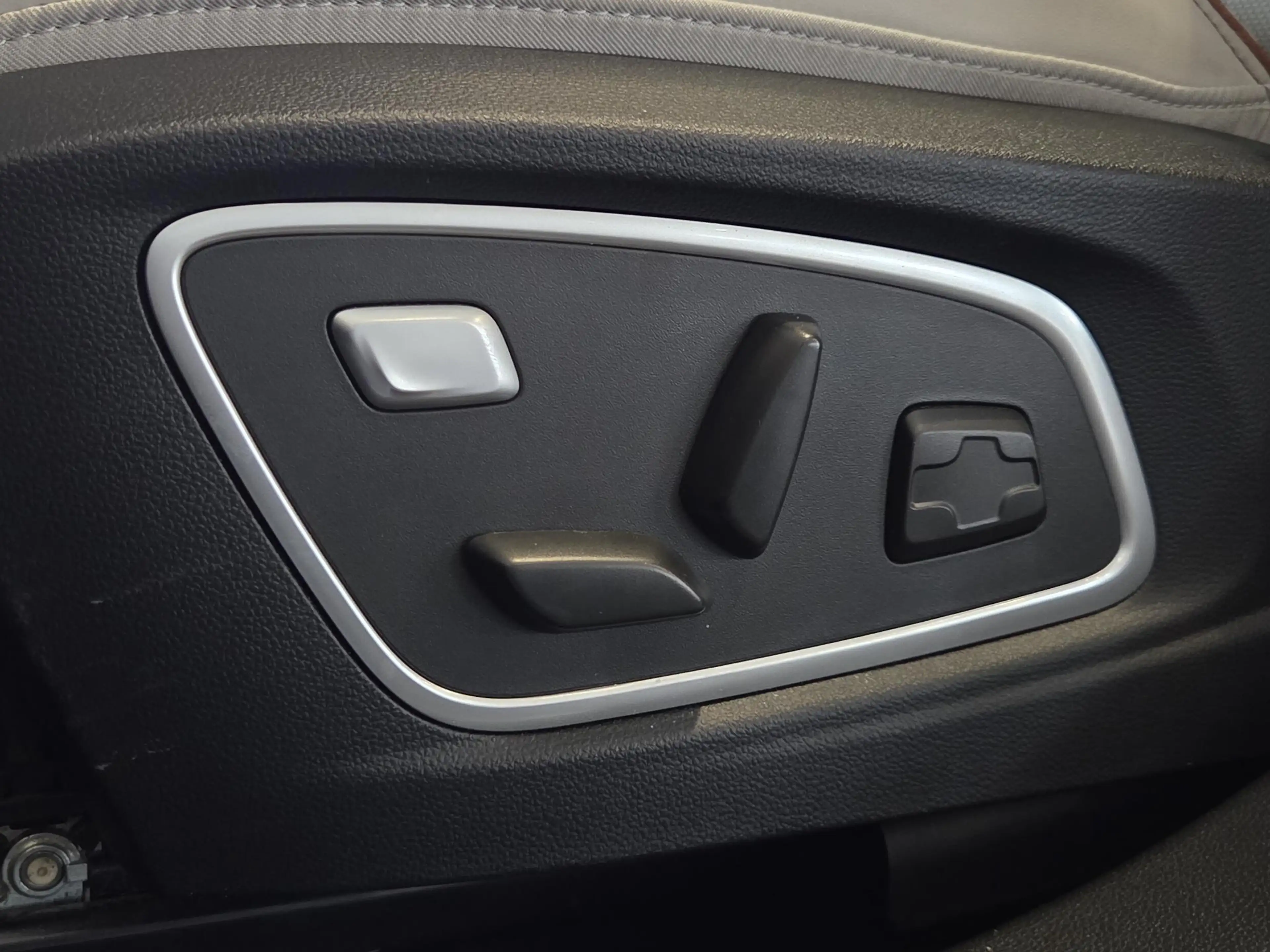 Renault Espace E-Tech full hybrid 200 iconic 7p. TREKHAAK l 4 CON — photo 28