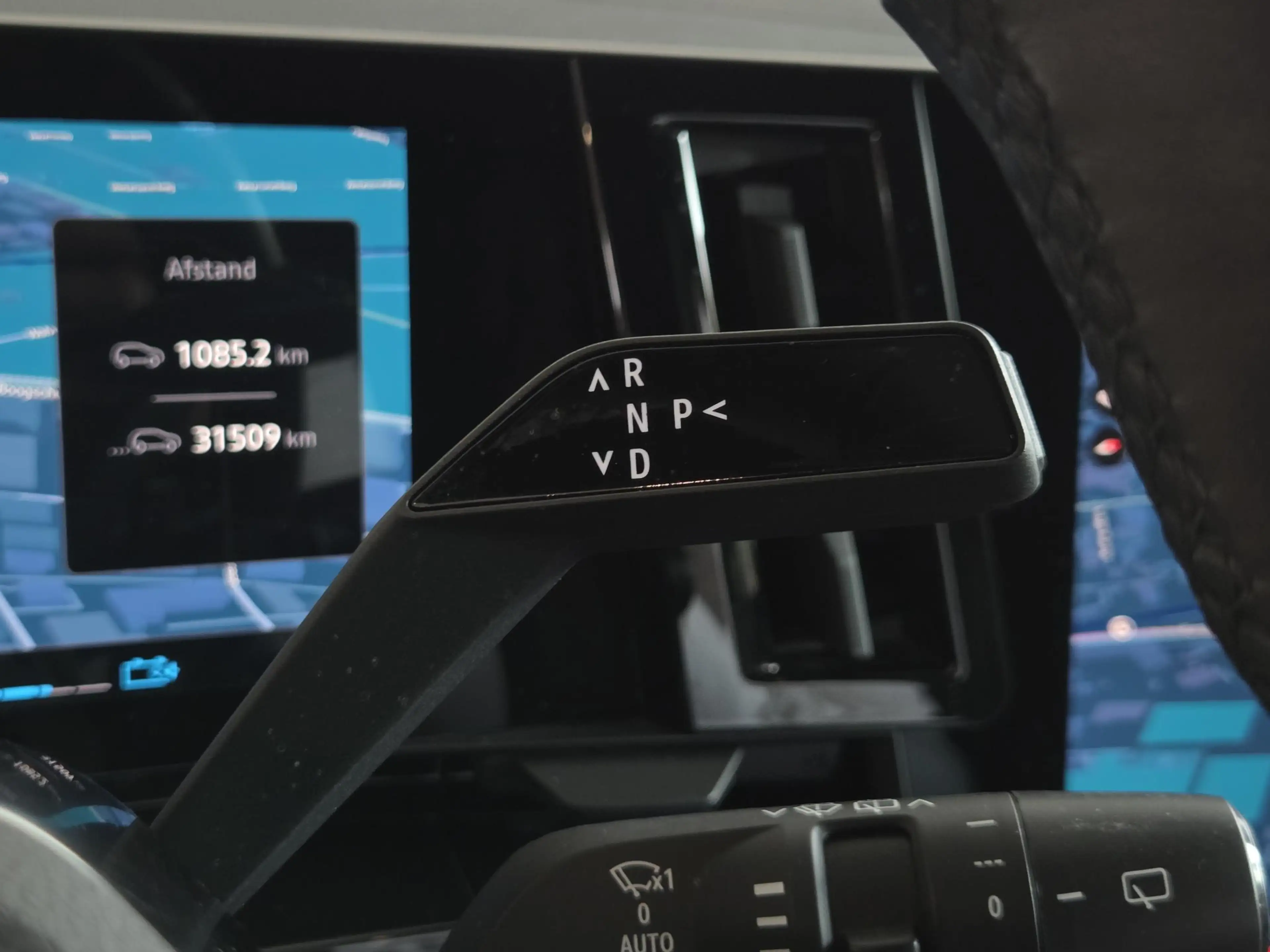 Renault Espace E-Tech full hybrid 200 iconic 7p. TREKHAAK l 4 CON — photo 34