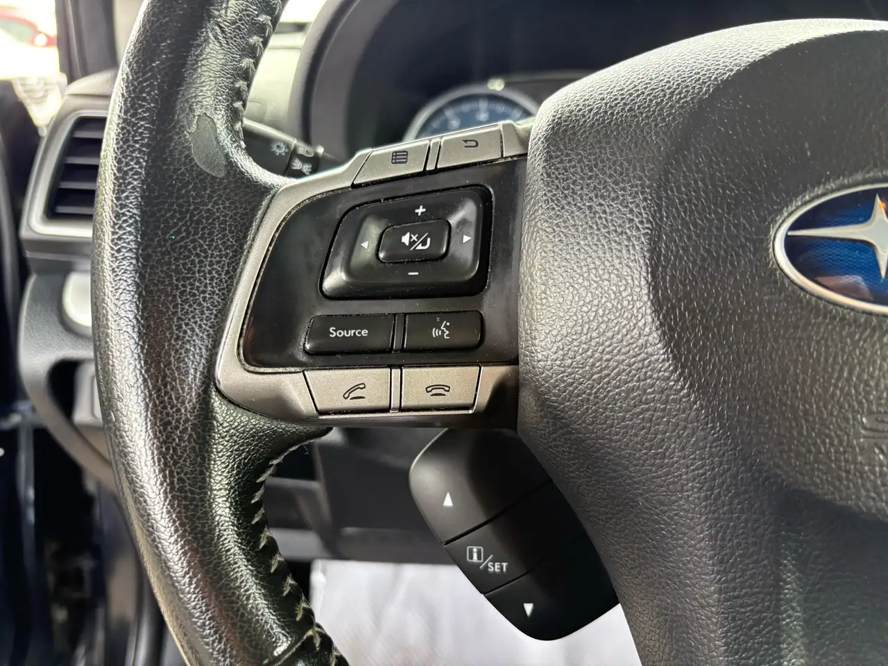 Subaru Impreza снимка Subaru Impreza