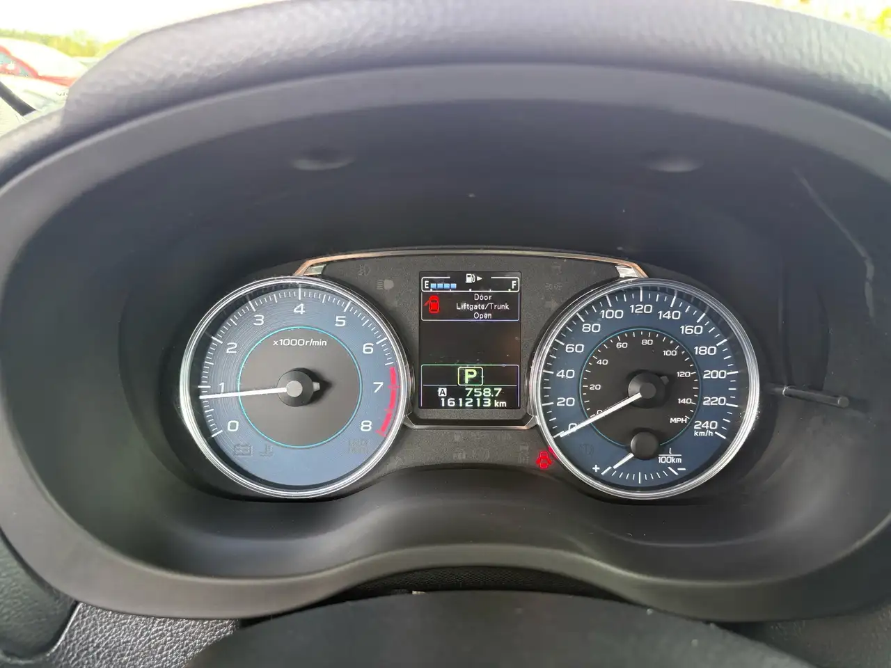 Subaru Impreza снимка Subaru Impreza