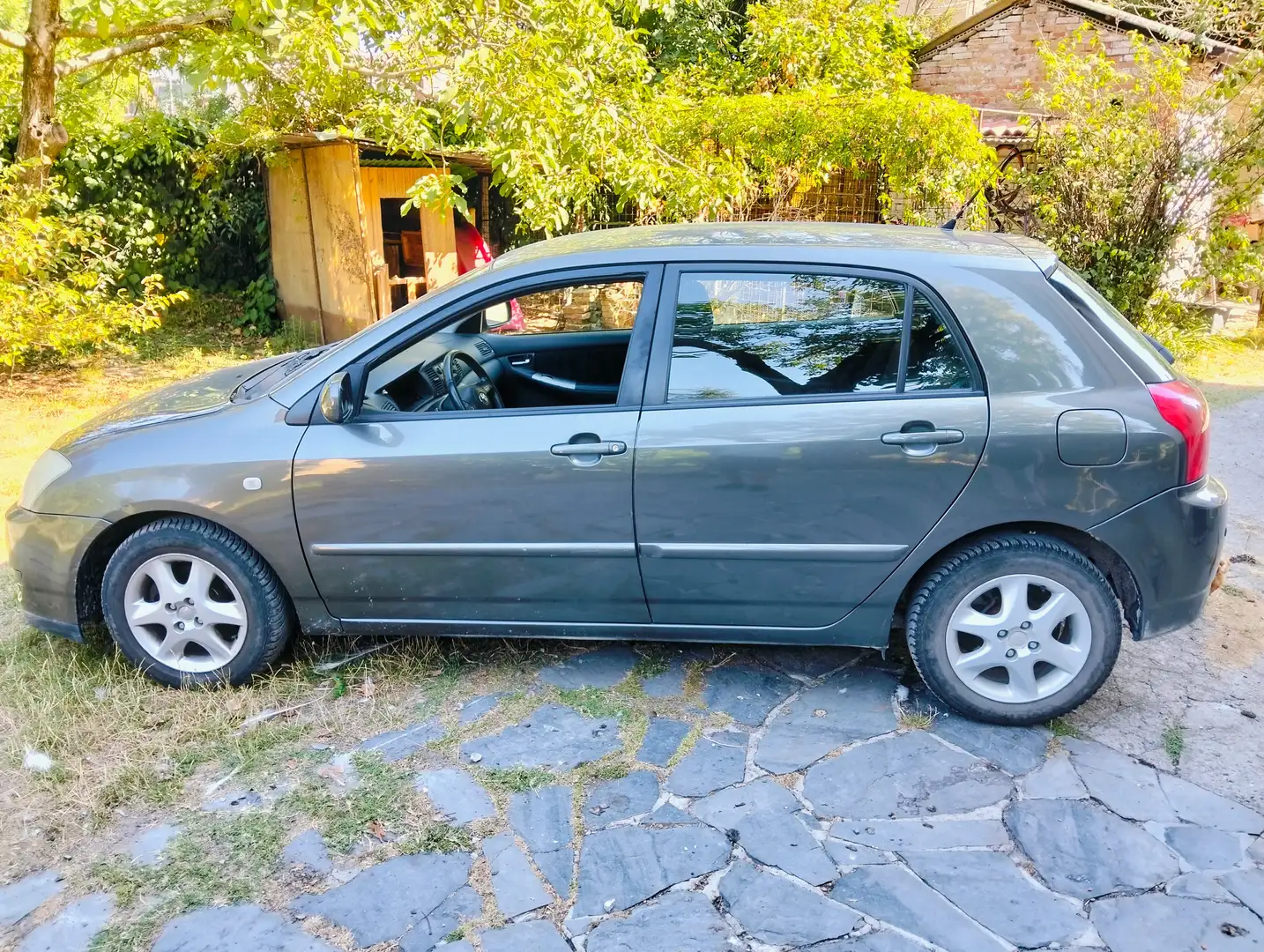 Toyota Corolla Corolla X 2004 1.4 d-4d 5p m-mt Szürke - 1