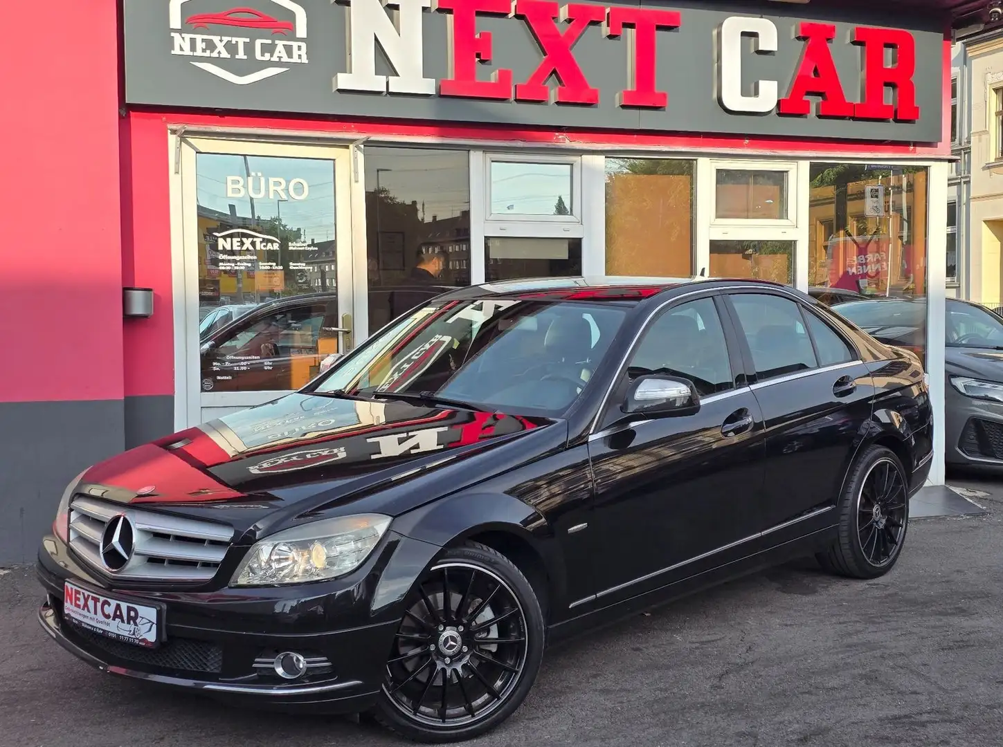 Mercedes-Benz C 200 K Avantgarde|SHZ|Klima|TÜV Schwarz - 1