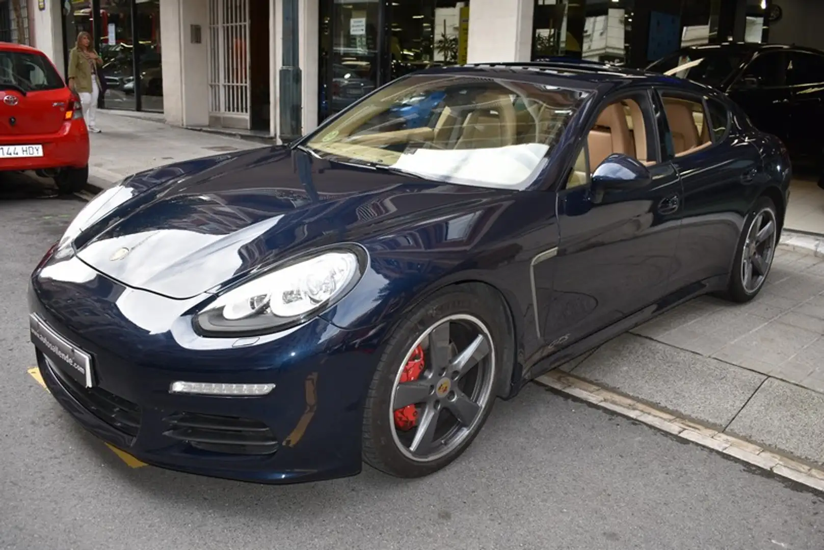 Porsche Panamera Diesel Edition Aut. Blauw - 1