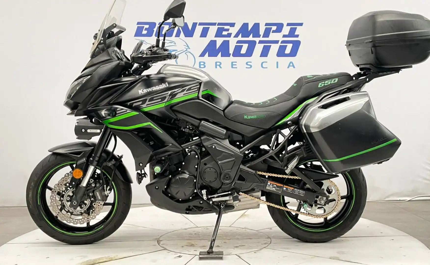 Kawasaki Versys 650 2019 TOURER - TRIS VALIGIE Nero - 2