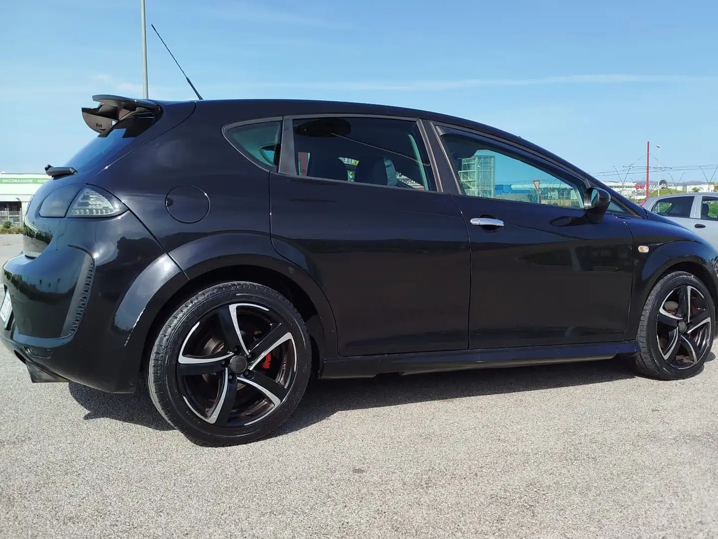 SEAT Leon 2007/2010 1.9   56,410 KW/T Nero - 1