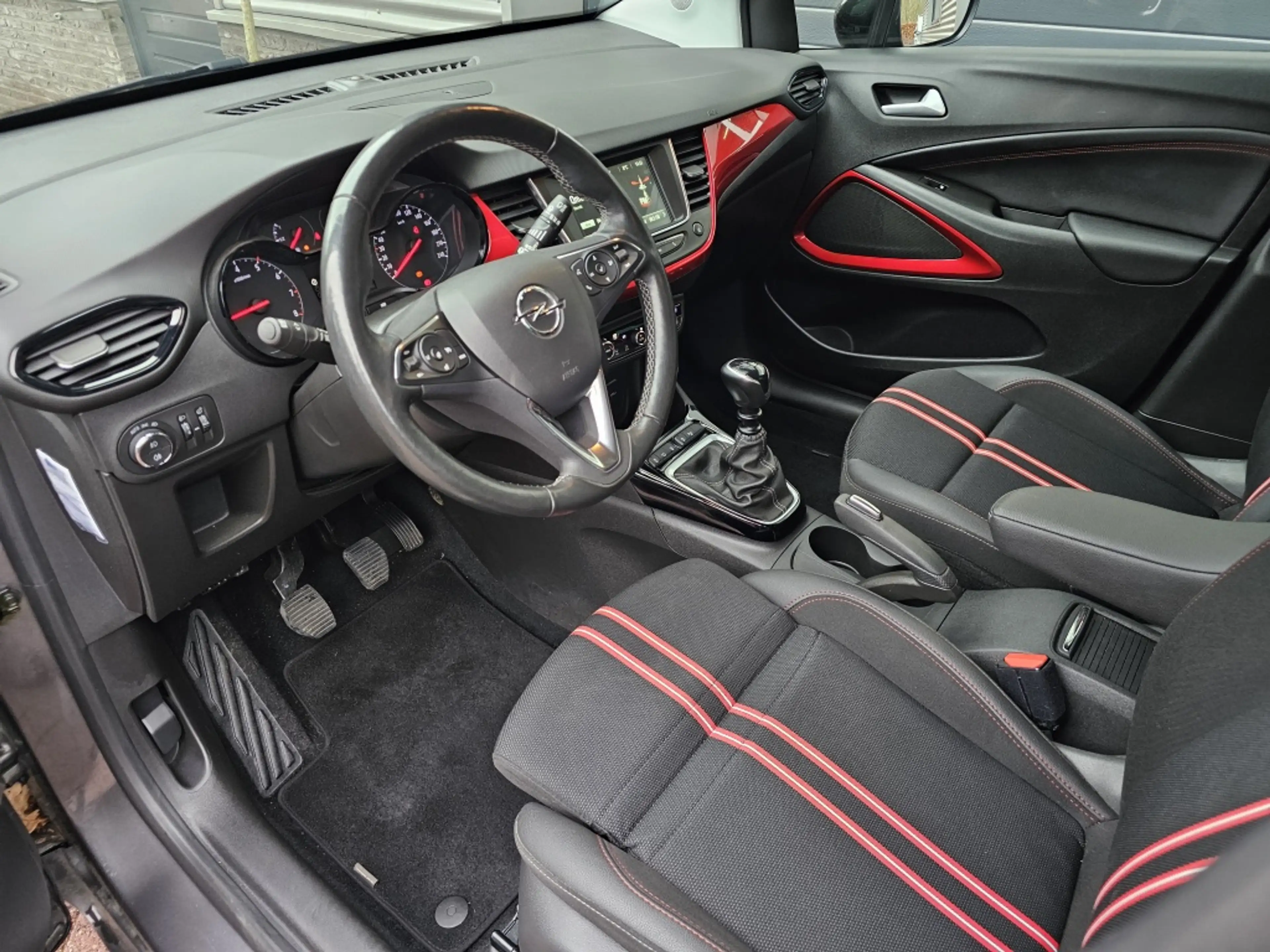 Opel Crossland | Cruise | Navigatie | 1.2 Turbo GS Line — photo 11