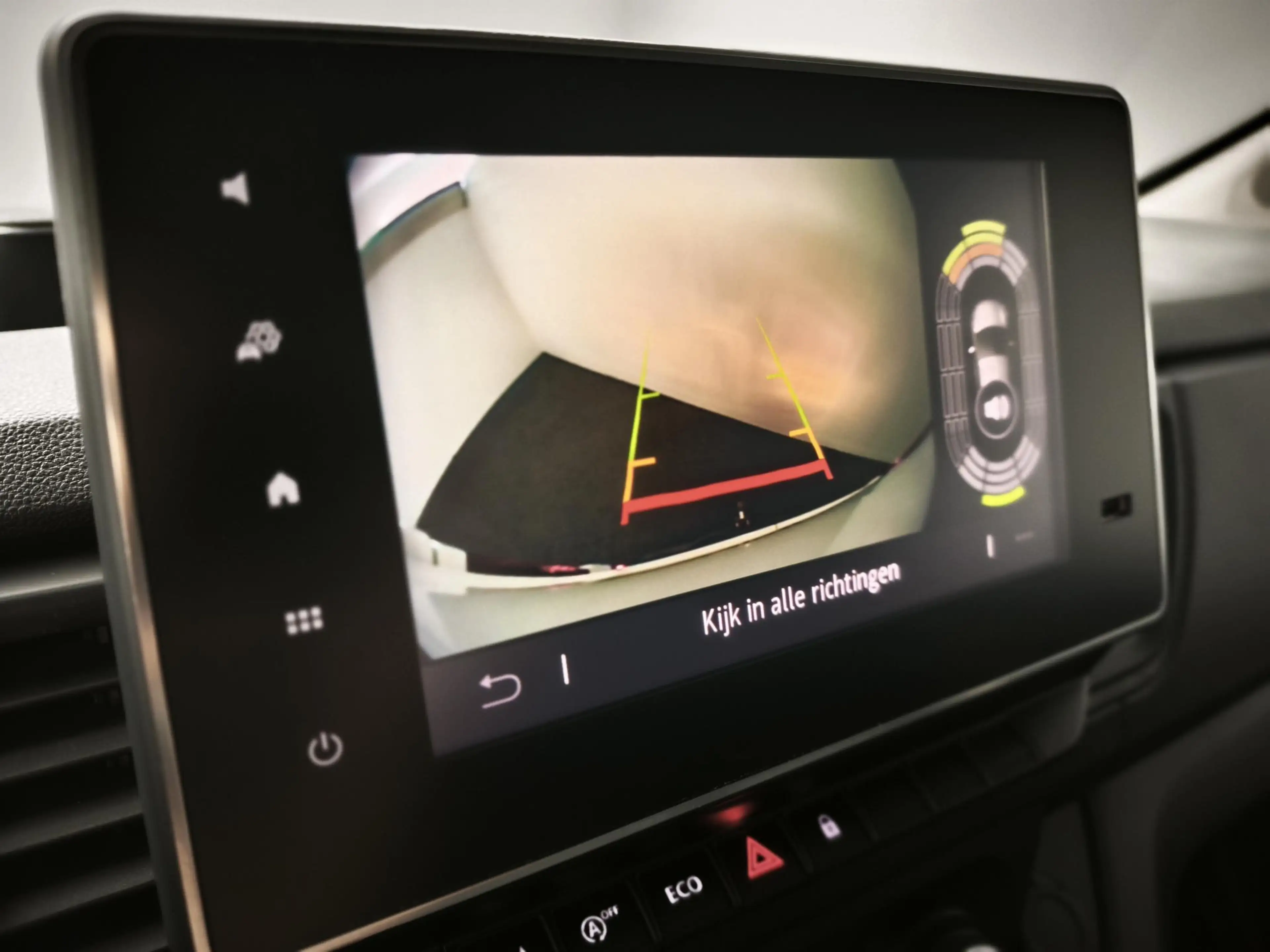 Renault Trafic 2.0 dCi 130 T30 L2H1 Work Edition | Camera | Navig — photo 10