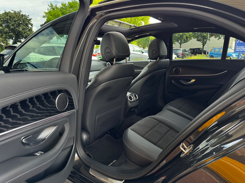 Mercedes-Benz E 400 d AMG 4MATIC/PANO/HUD/MULTIBEAM/STANDHZG — photo 12