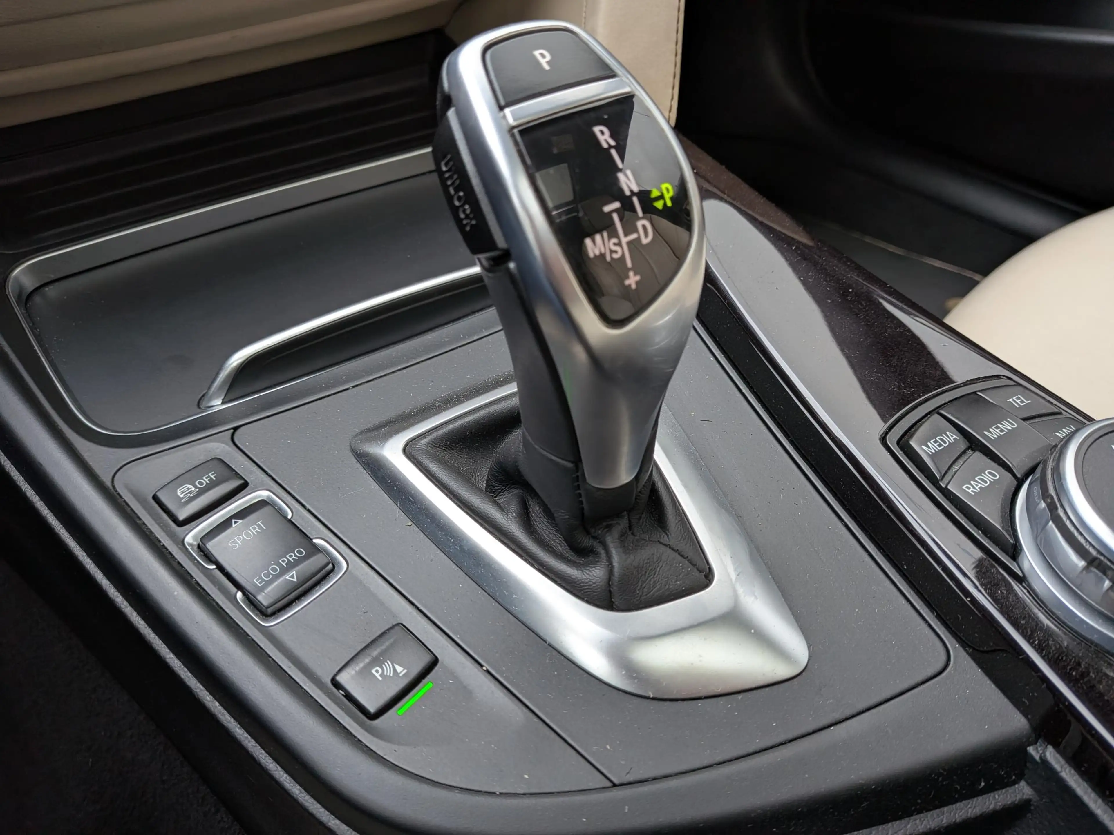 Alpina B3 3.0 Biturbo Allrad Touring | HUD | Panorama | Meri — photo 17