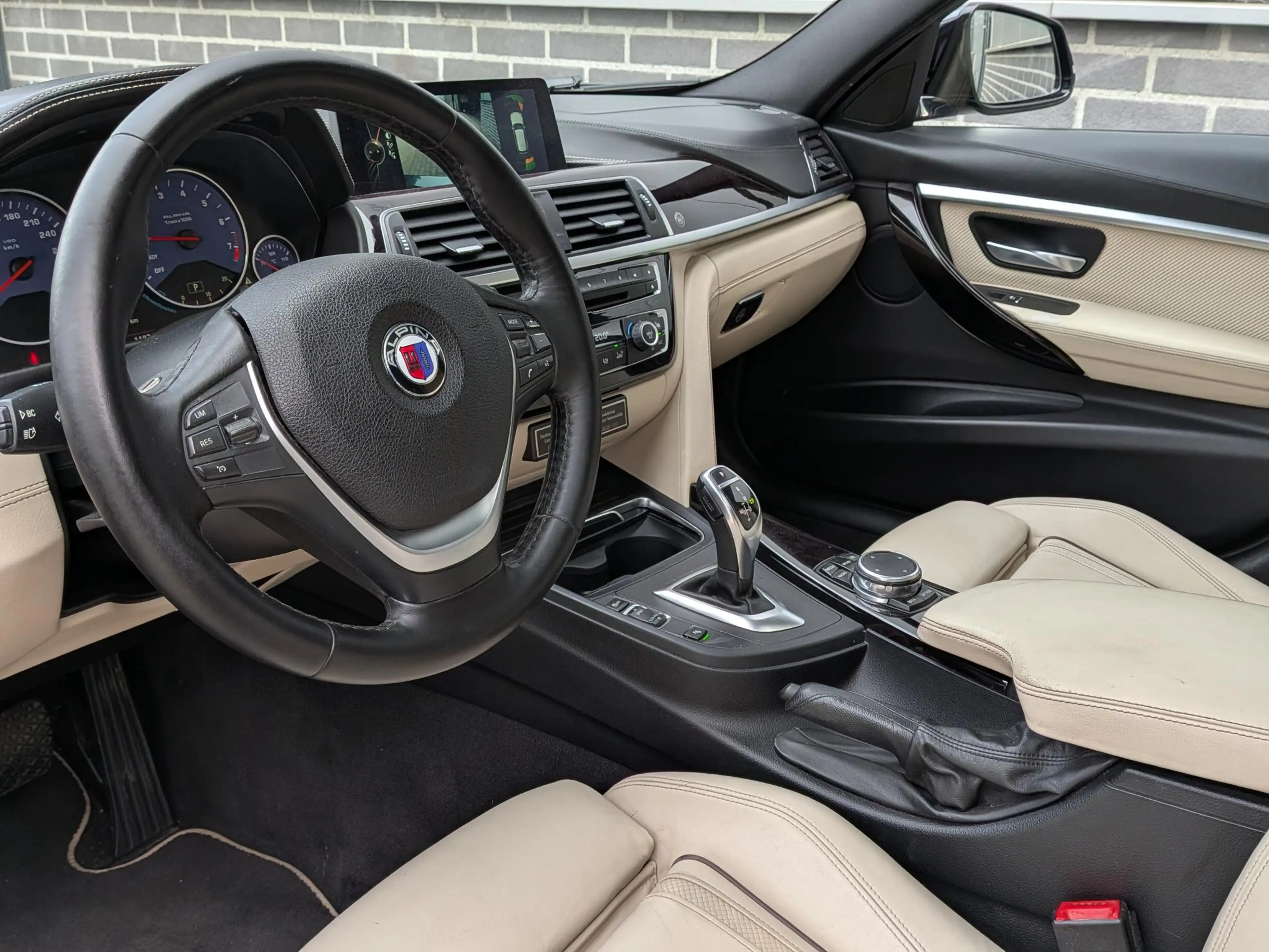 Alpina B3 3.0 Biturbo Allrad Touring | HUD | Panorama | Meri — photo 13