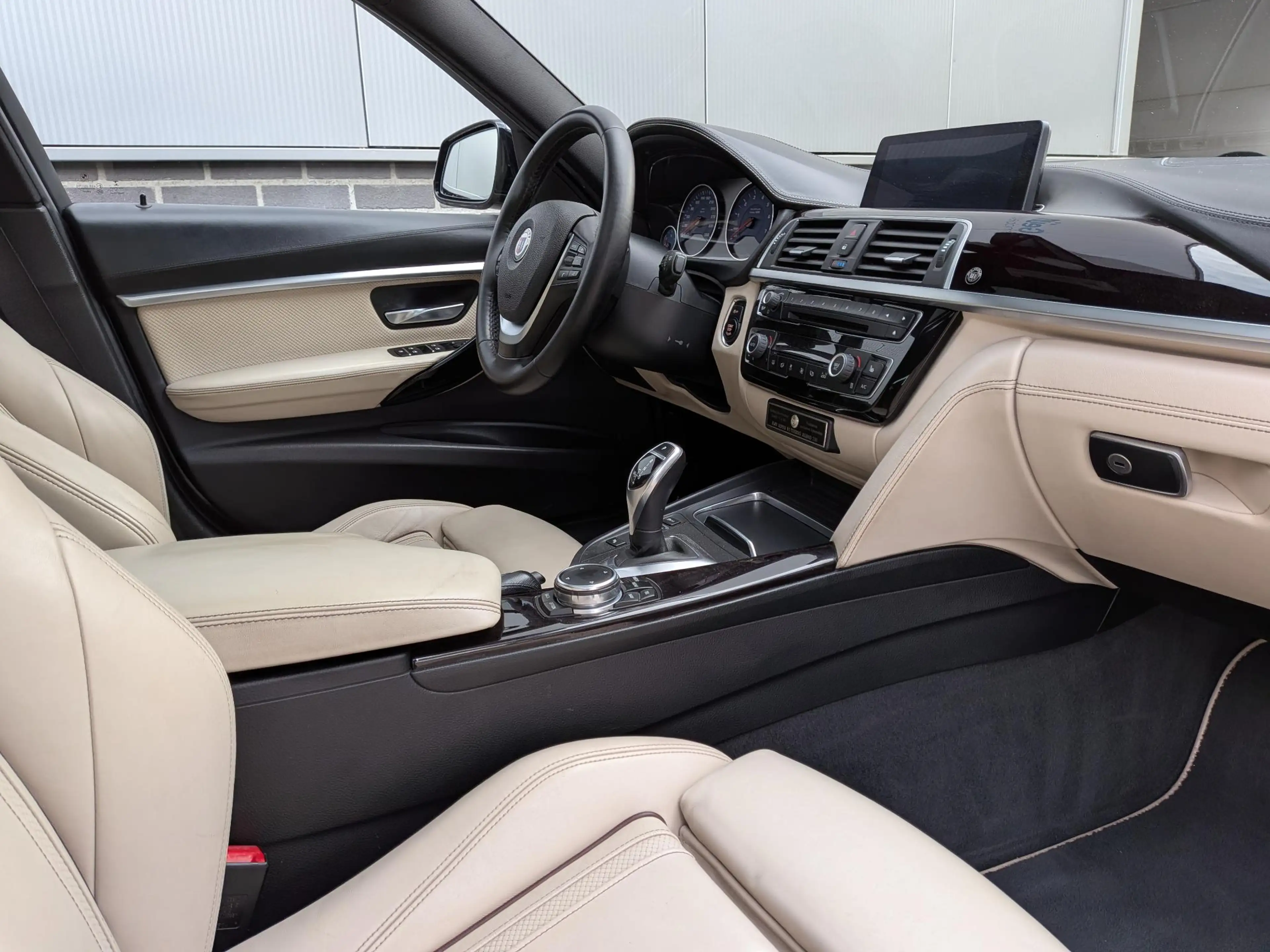 Alpina B3 3.0 Biturbo Allrad Touring | HUD | Panorama | Meri — photo 8