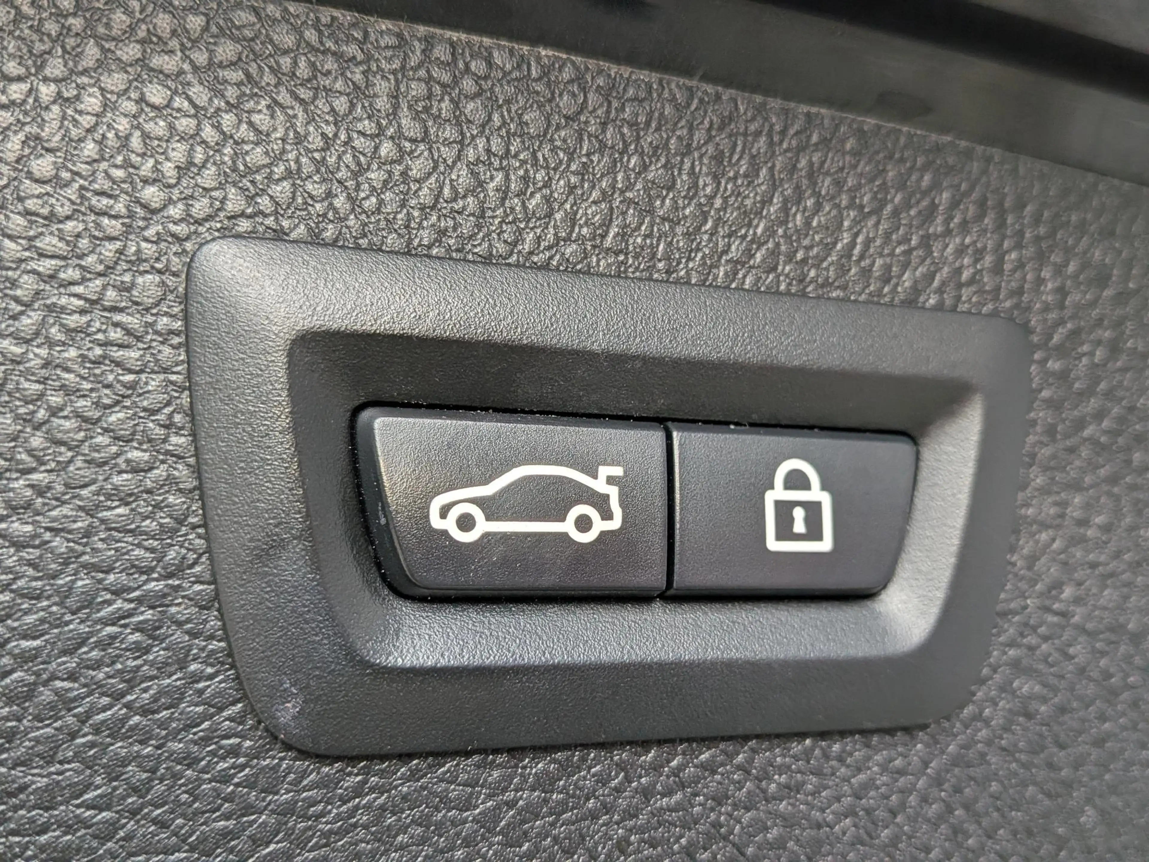 Alpina B3 3.0 Biturbo Allrad Touring | HUD | Panorama | Meri — photo 26