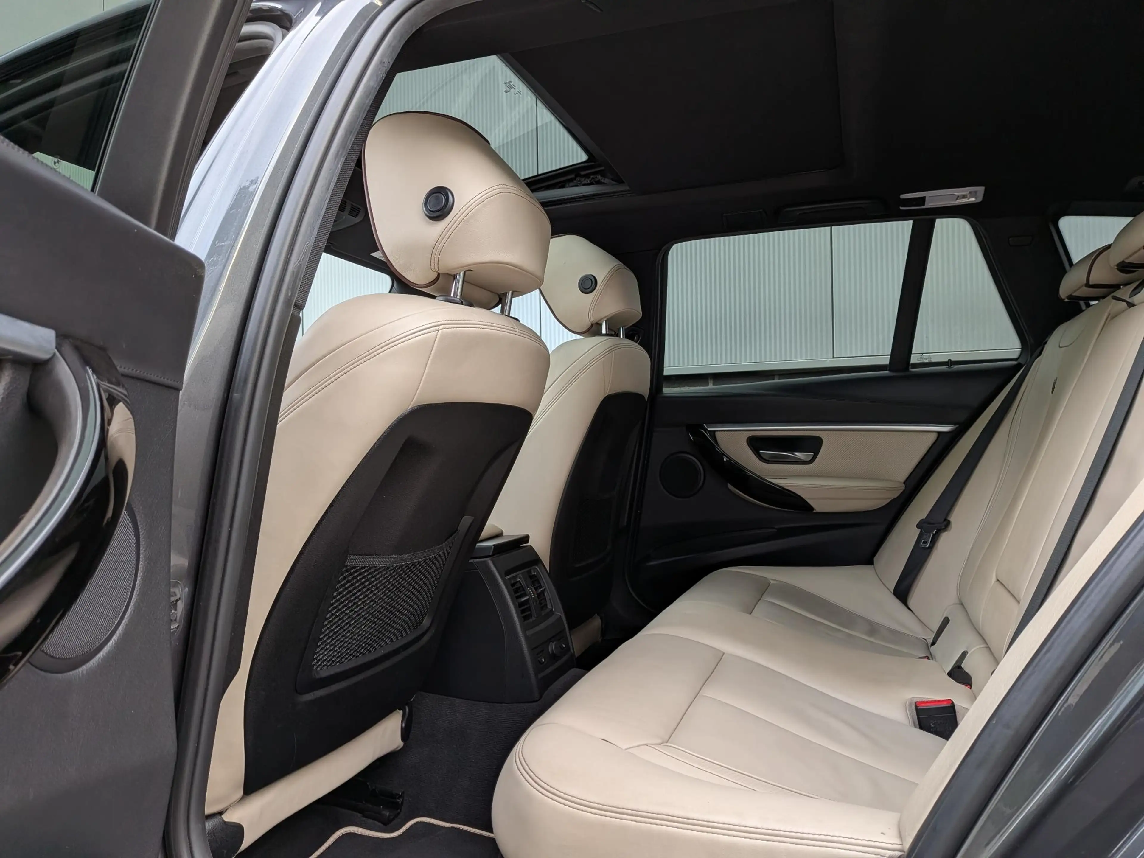Alpina B3 3.0 Biturbo Allrad Touring | HUD | Panorama | Meri — photo 11