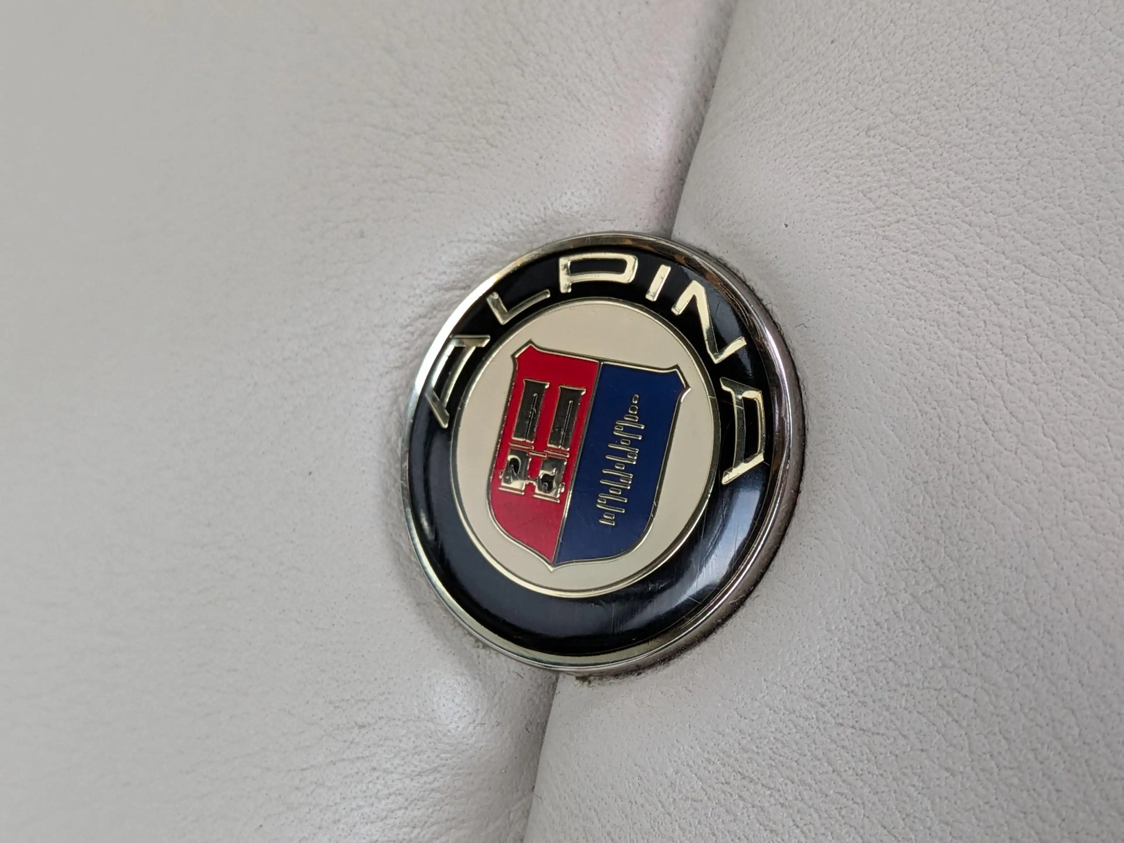 Alpina B3 3.0 Biturbo Allrad Touring | HUD | Panorama | Meri — photo 27
