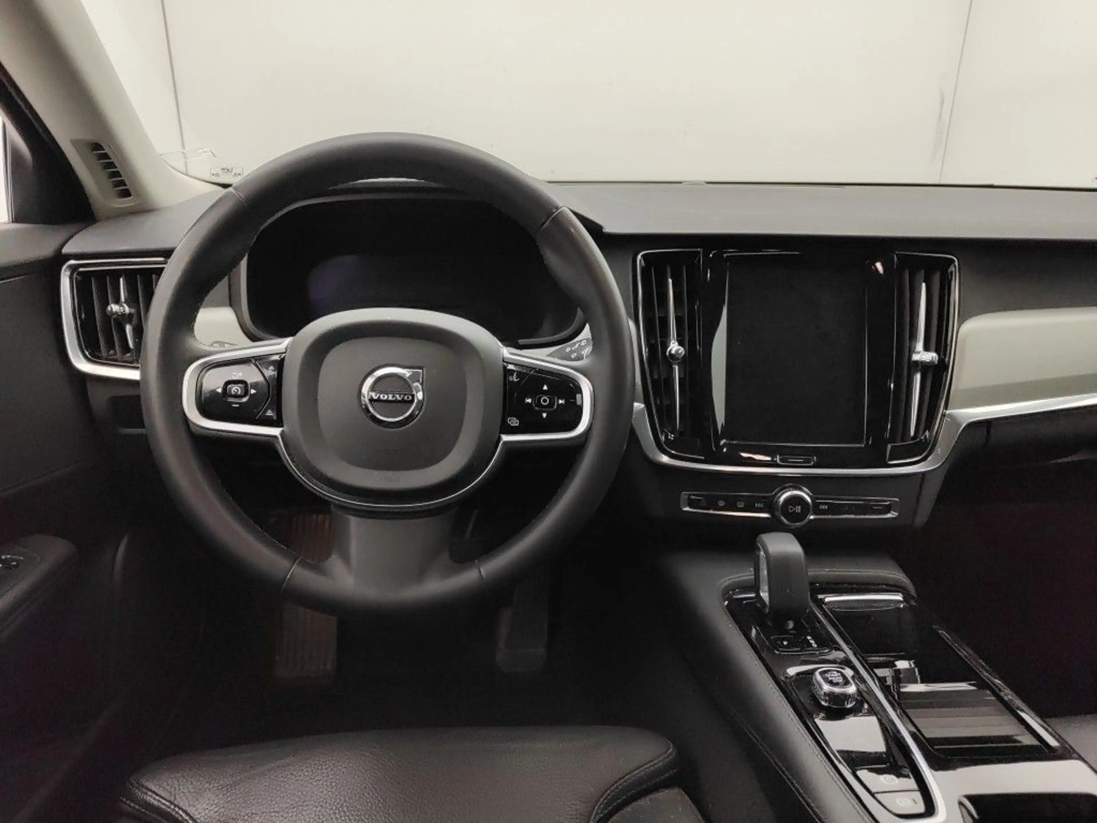 Volvo V90 T6 PHEV 18kWh /€18.999 netto / Leder / Navi / Memory / ... — photo 8