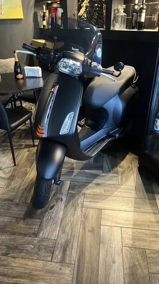 Piaggio Sprint S Nera Opaca Cupolino - 1