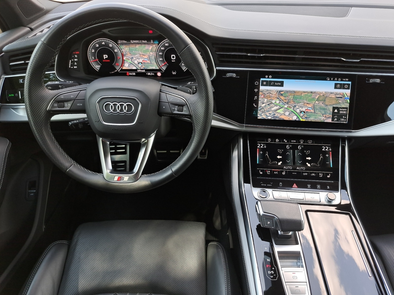 Audi Q7 S line 55 TFSI quattro tiptr. PANO AHK 22" HEAD 4 — photo 14