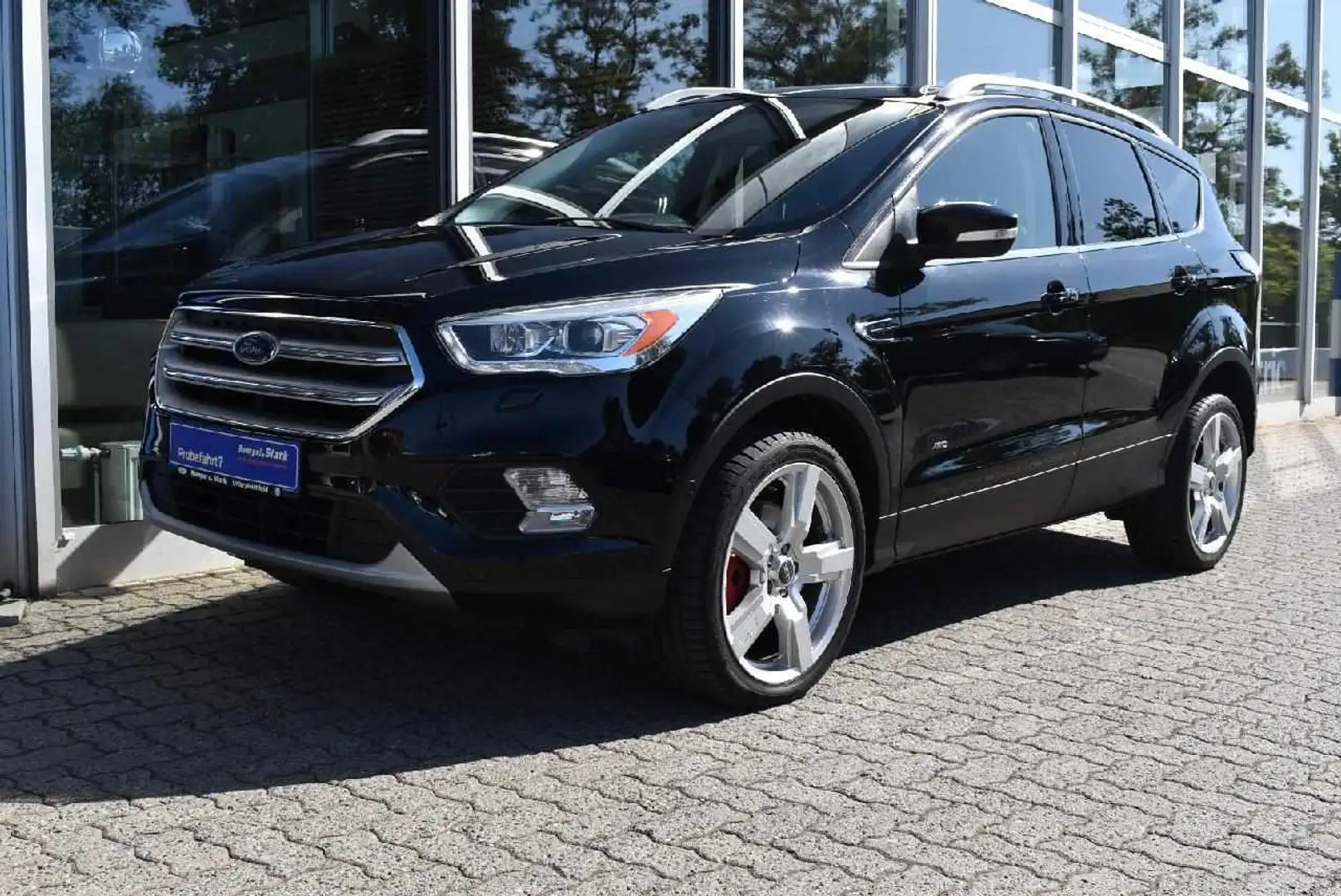 Ford Kuga Titanium Grau - 2