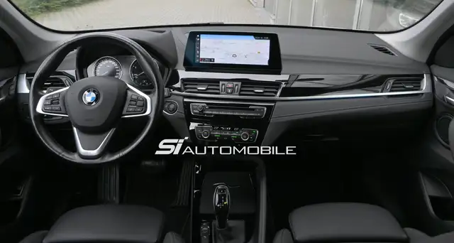 BMW X1 view 11
