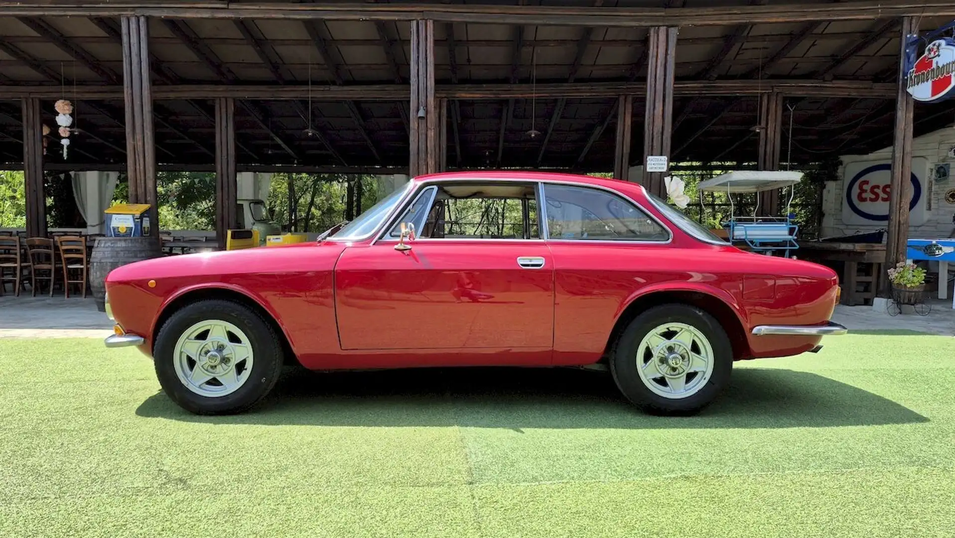 Alfa Romeo GT 1300 Junior Rojo - 2