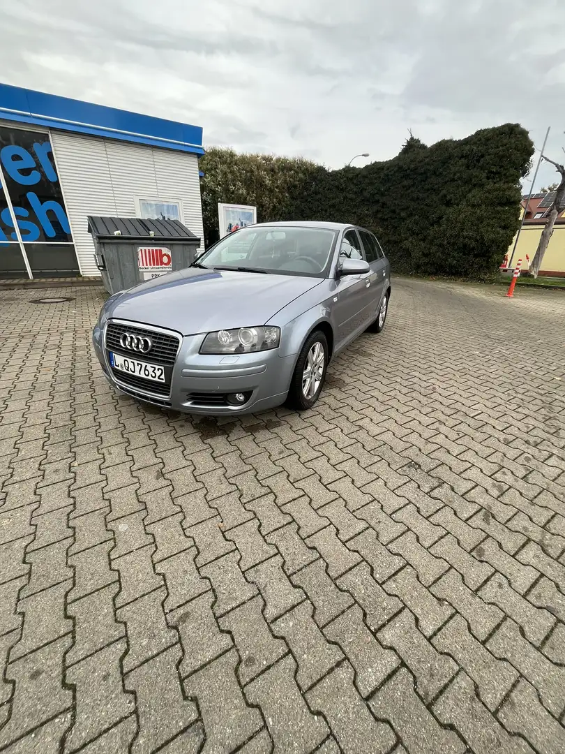 Audi A3 1.8 T Automatik Ambiente - 2