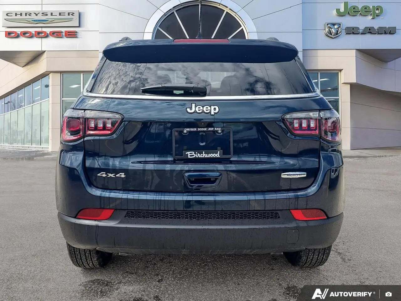 Jeep Compass photo Jeep Compass