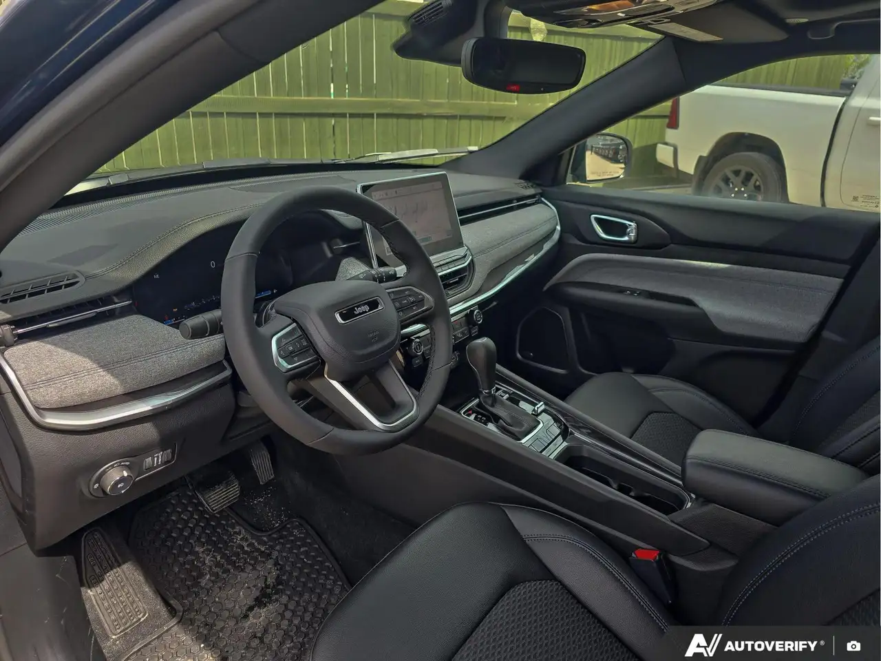Jeep Compass photo Jeep Compass