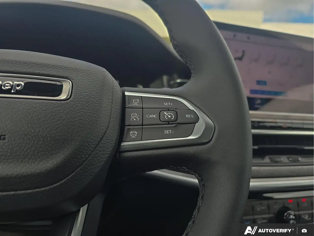 Jeep Compass photo Jeep Compass