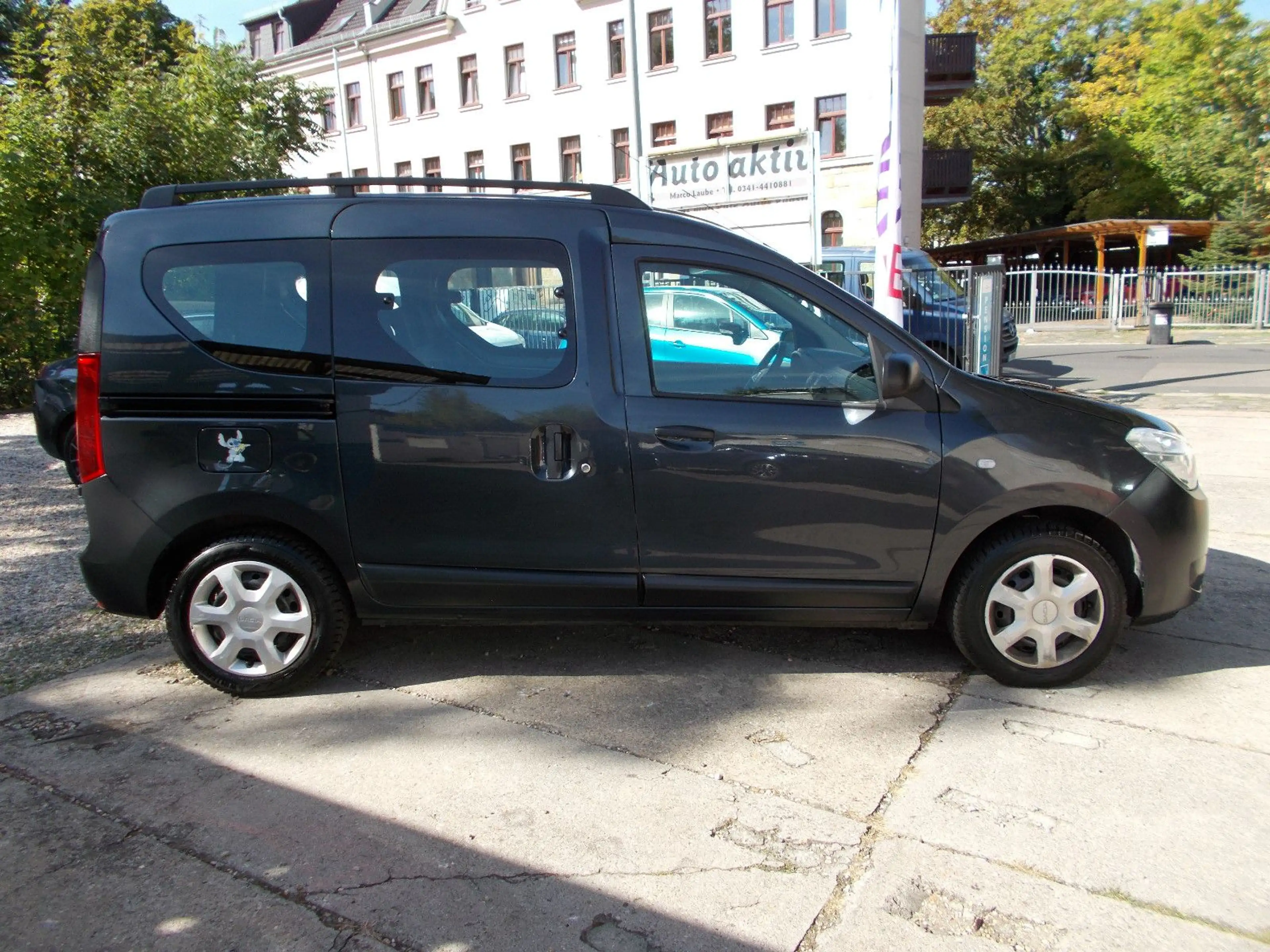 Dacia Dokker 1.6 SCe Comfort*KLIMA*AHZV*EU6*el.FH*ZV* — photo 3