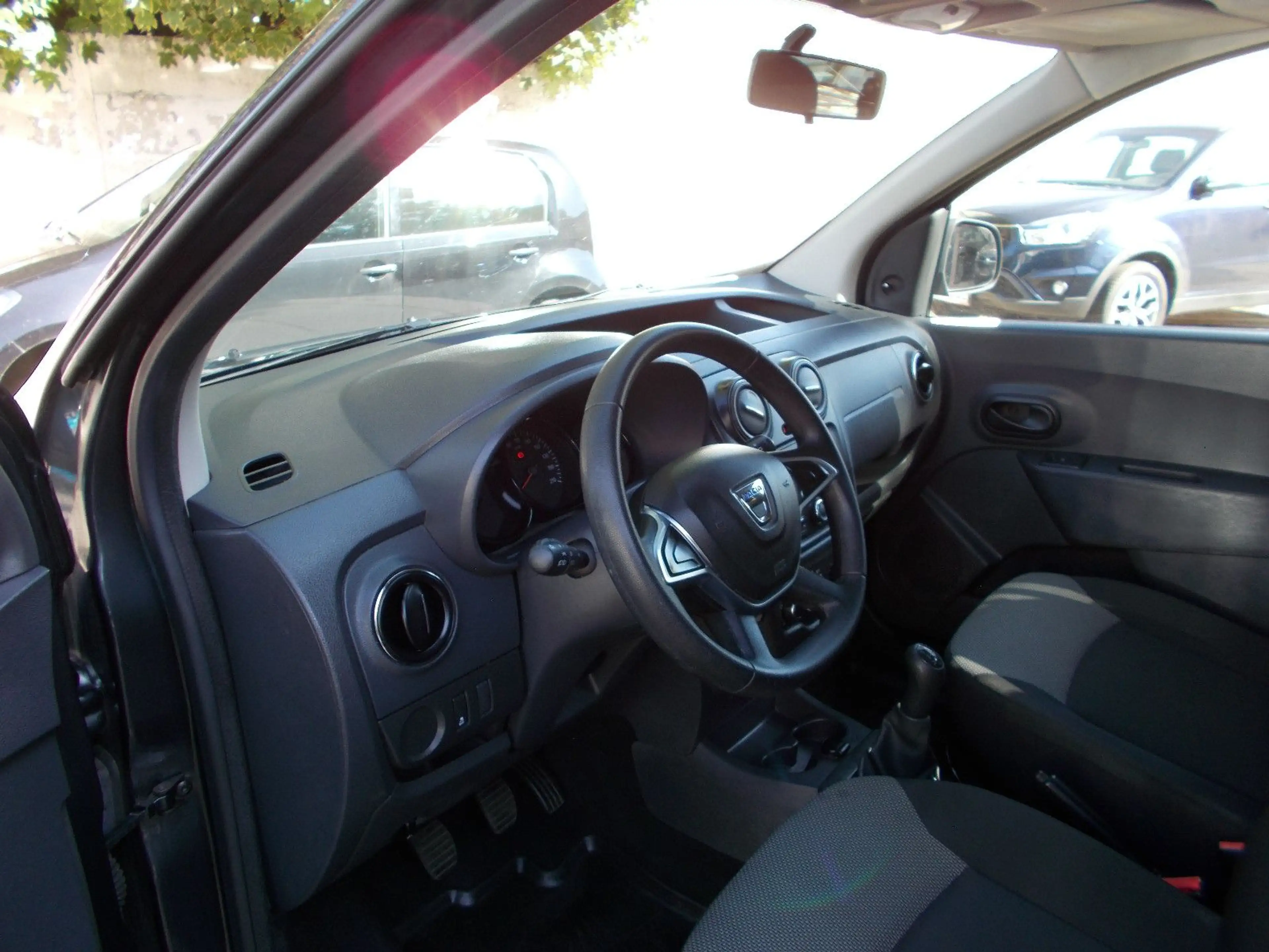 Dacia Dokker 1.6 SCe Comfort*KLIMA*AHZV*EU6*el.FH*ZV* — photo 11