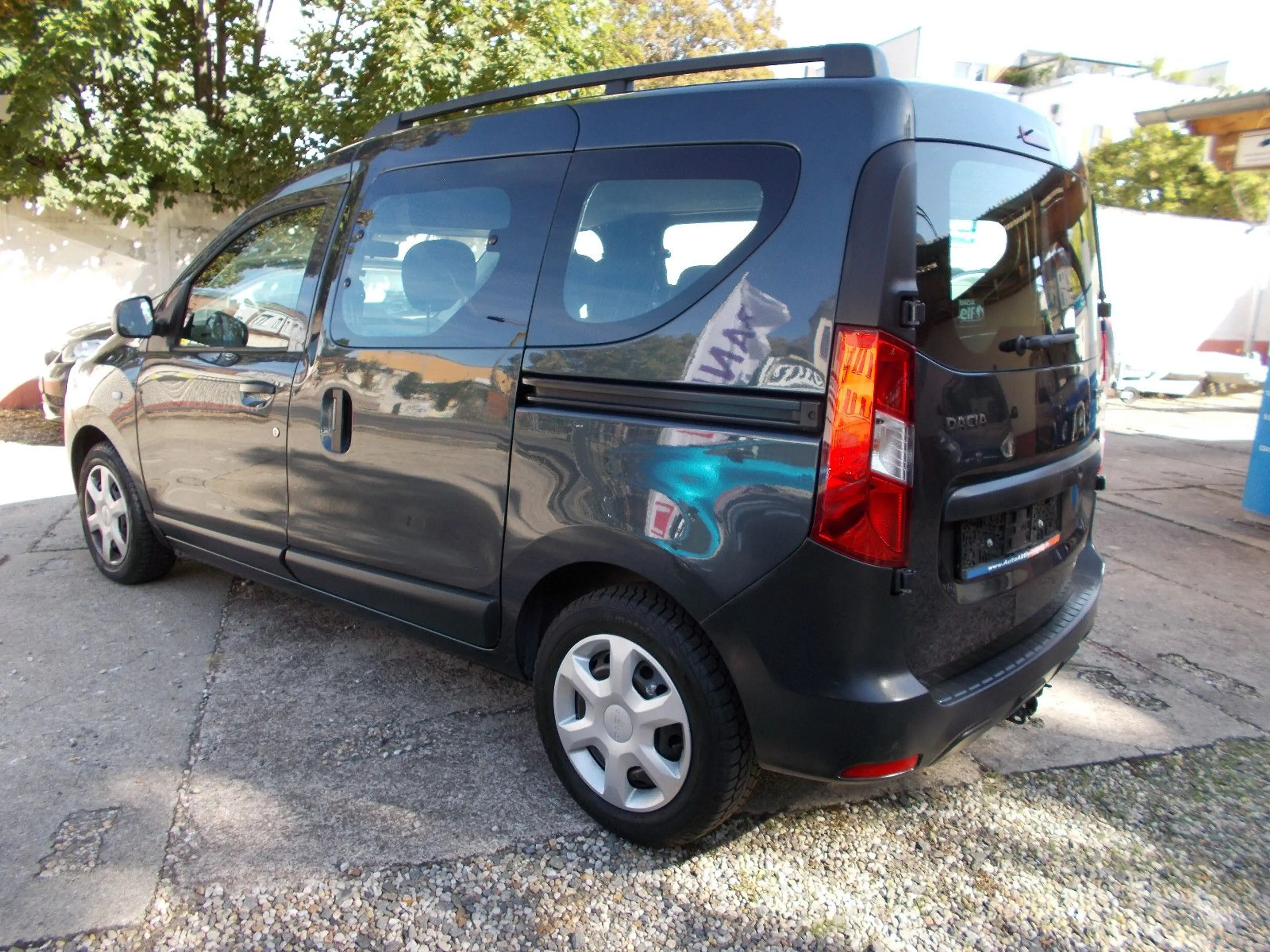 Dacia Dokker 1.6 SCe Comfort*KLIMA*AHZV*EU6*el.FH*ZV* — photo 5