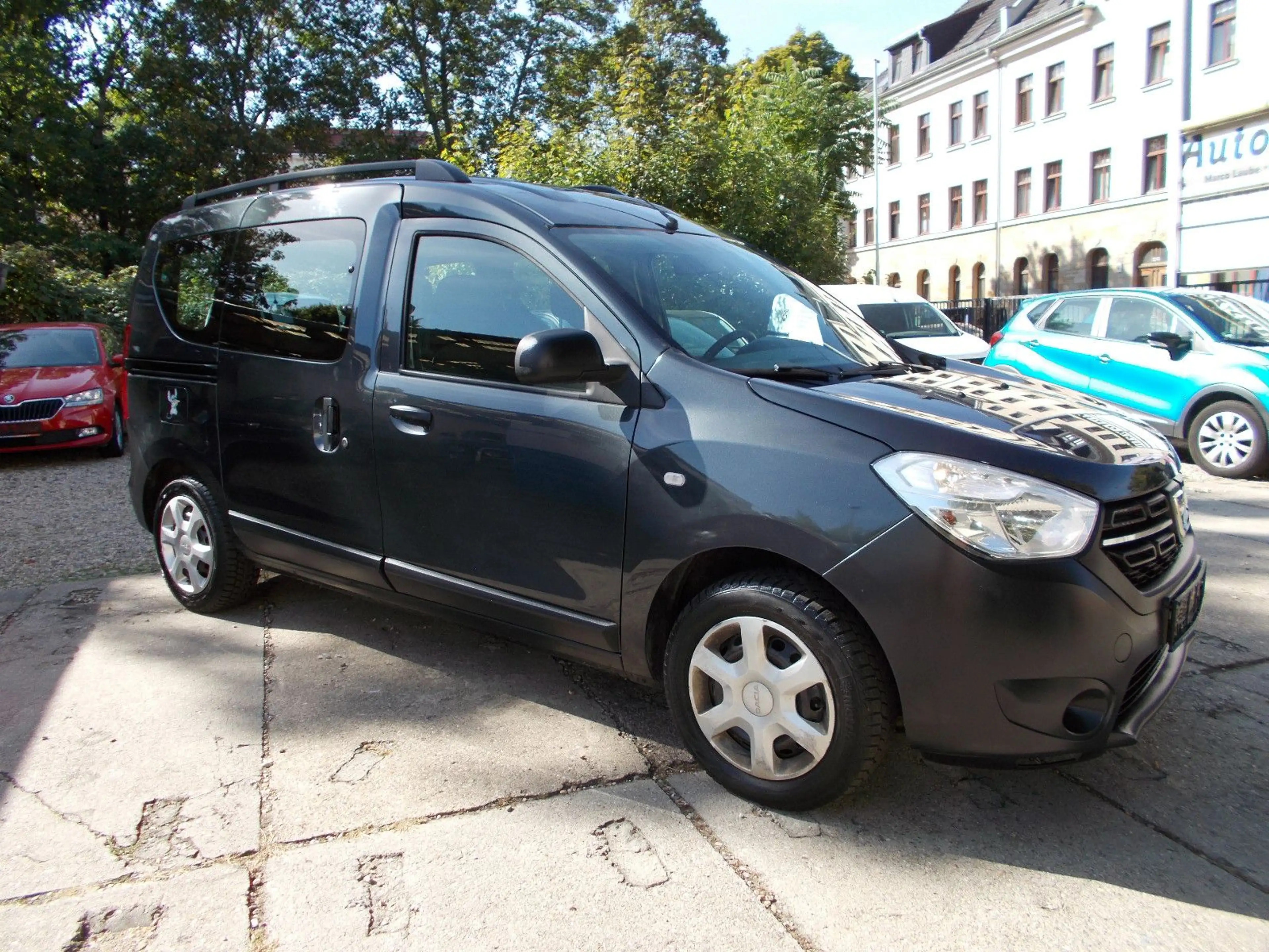 Dacia Dokker 1.6 SCe Comfort*KLIMA*AHZV*EU6*el.FH*ZV* — photo 2