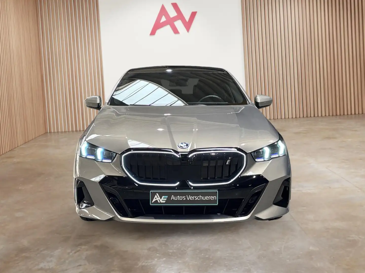 BMW i5 eDrive40 M-Sport Pack Pro ** Bowers & Wilkins |... Grijs - 2