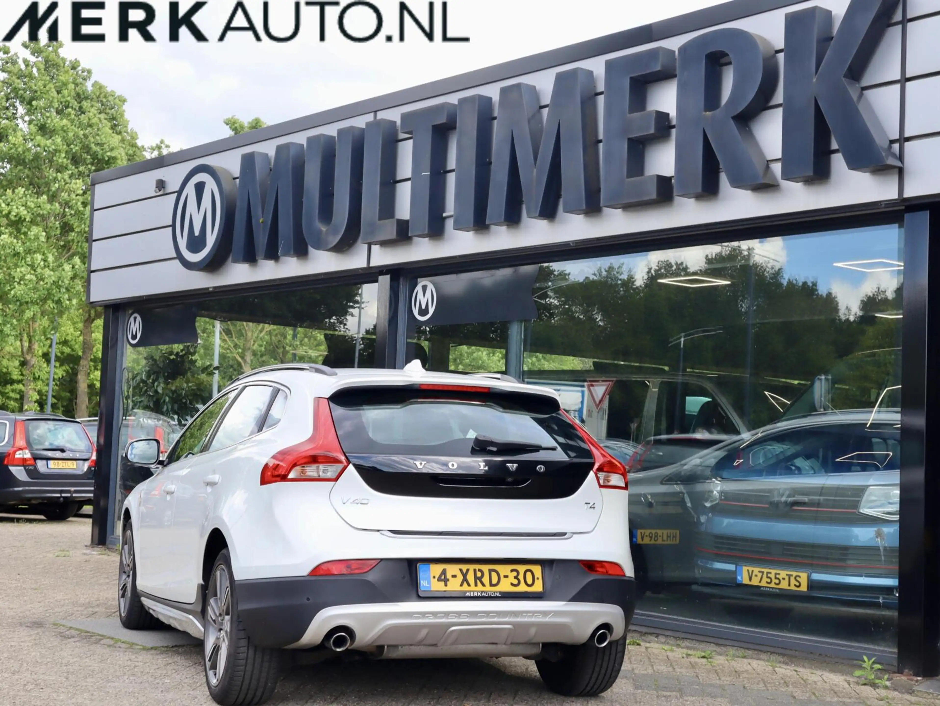 Volvo V40 Cross Country 1.6 T4 Ocean Race, Panodak, Leder — photo 3