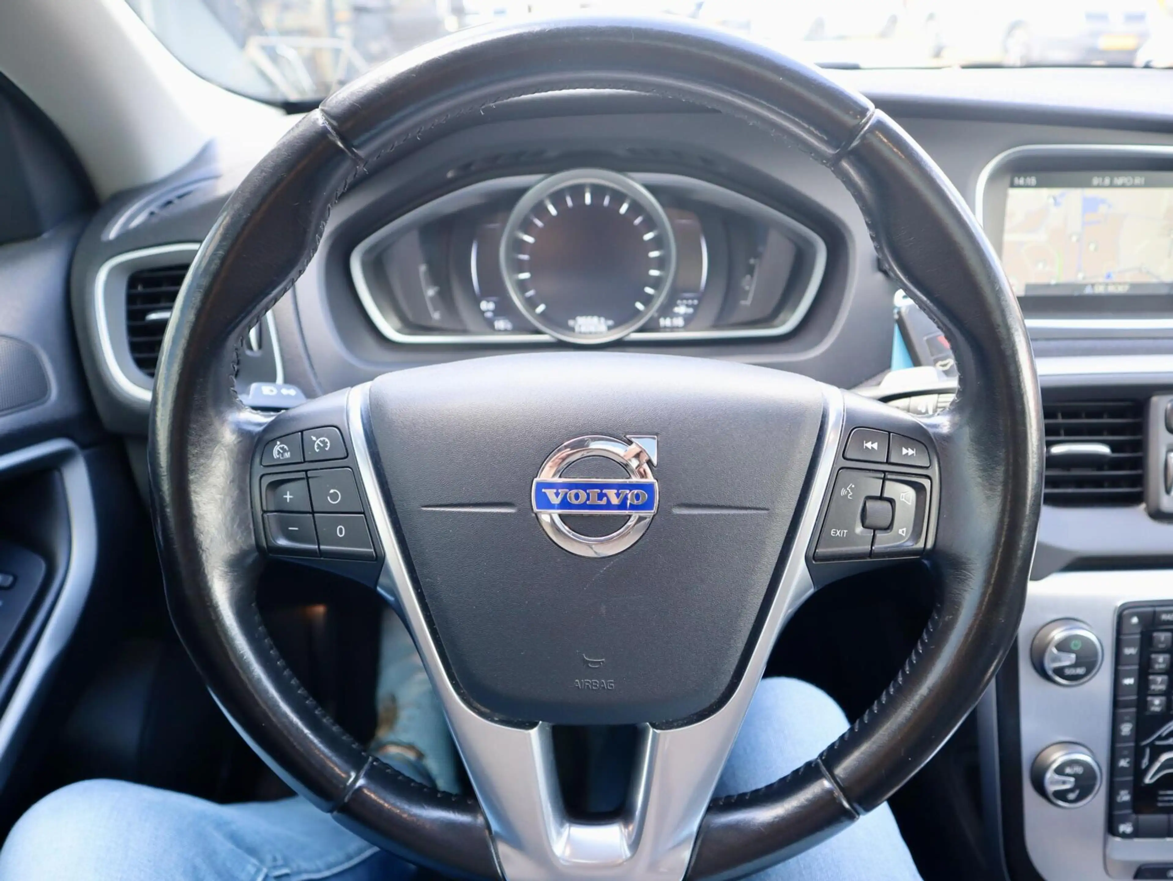 Volvo V40 Cross Country 1.6 T4 Ocean Race, Panodak, Leder — photo 9