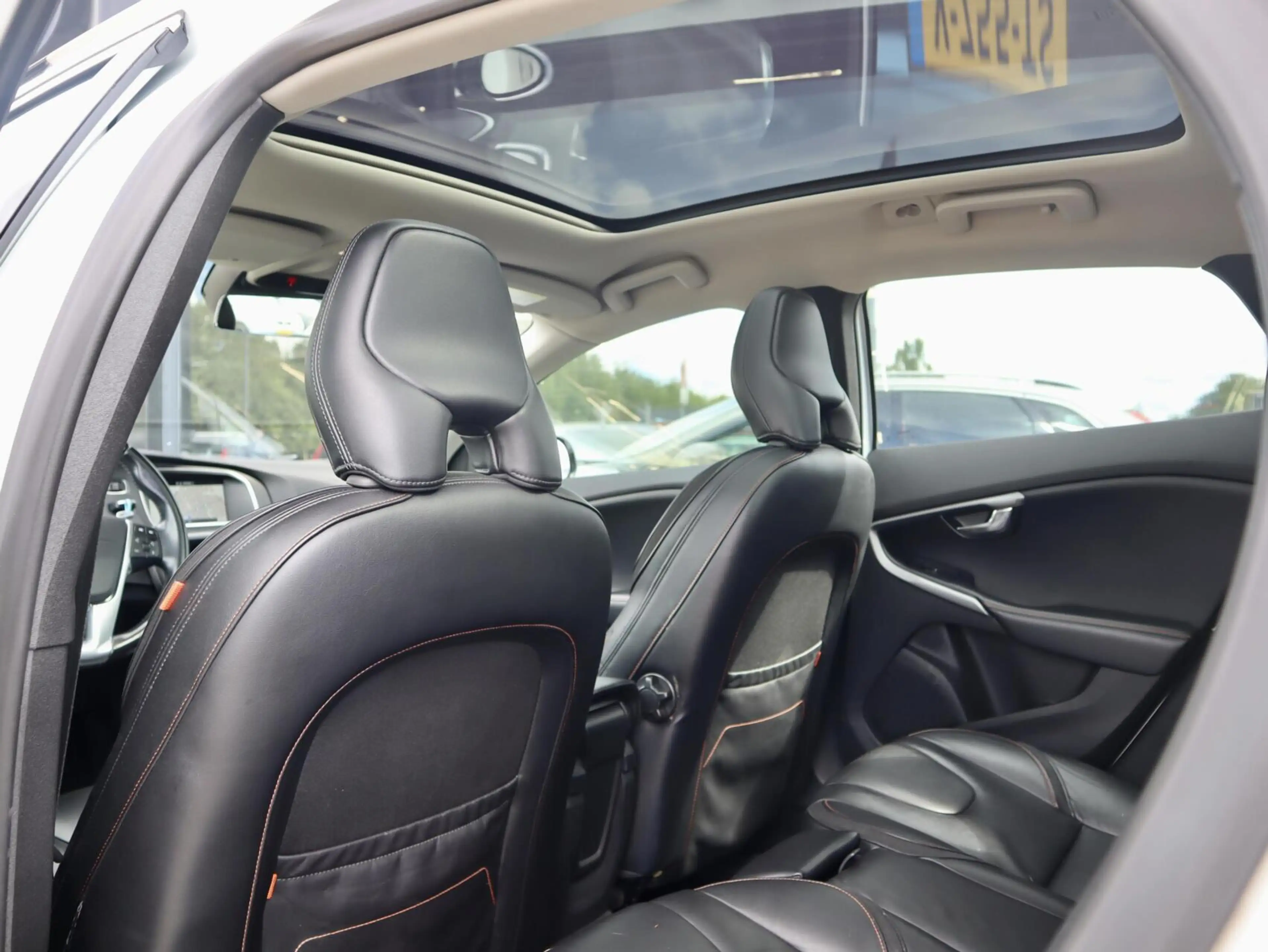 Volvo V40 Cross Country 1.6 T4 Ocean Race, Panodak, Leder — photo 15